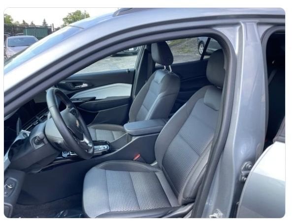 2024 Chevrolet Trax LT 25