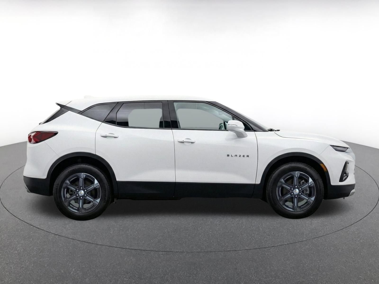 Thumbnail: 2026 Chevrolet Blazer - 9