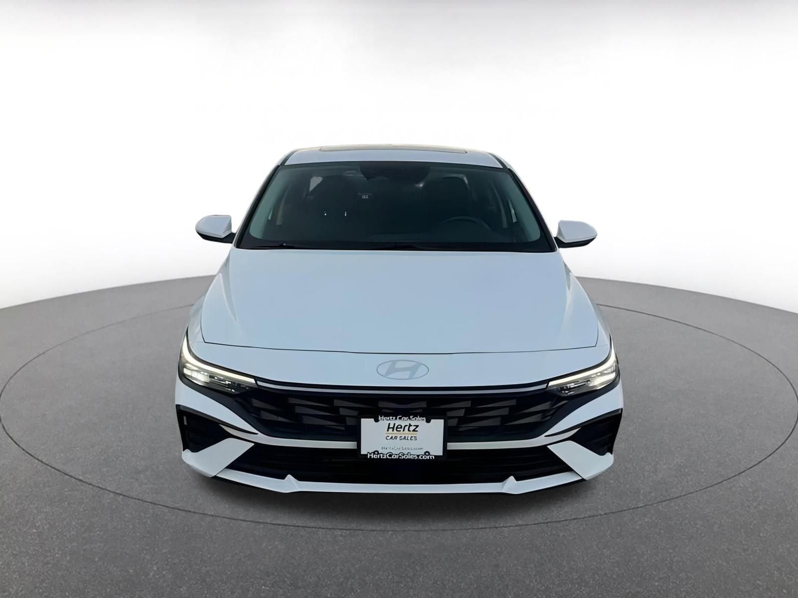 Thumbnail: 2025 Hyundai Elantra - 4