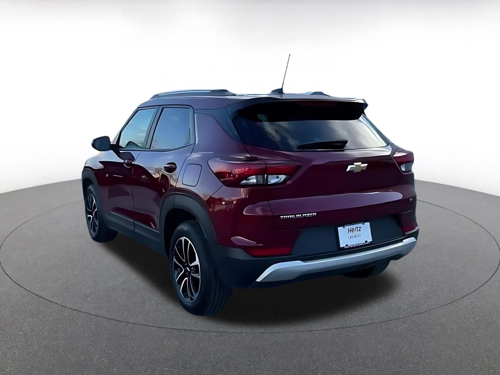 Thumbnail: 2025 Chevrolet TrailBlazer - 11