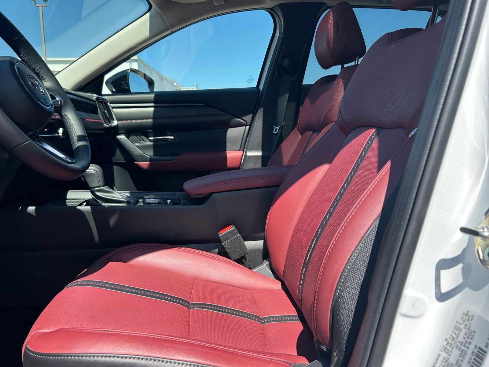 Thumbnail: 2025 Mazda CX-50 - 22