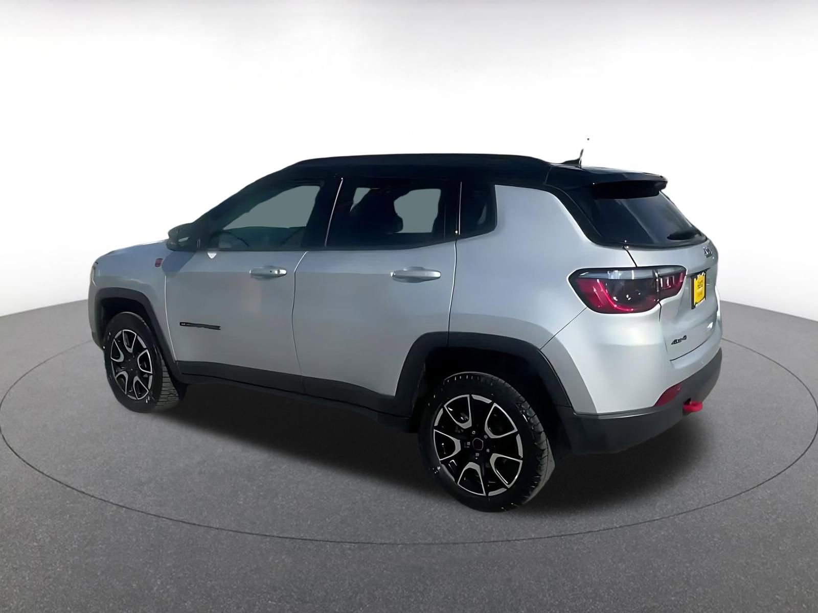 Thumbnail: 2025 Jeep Compass - 10