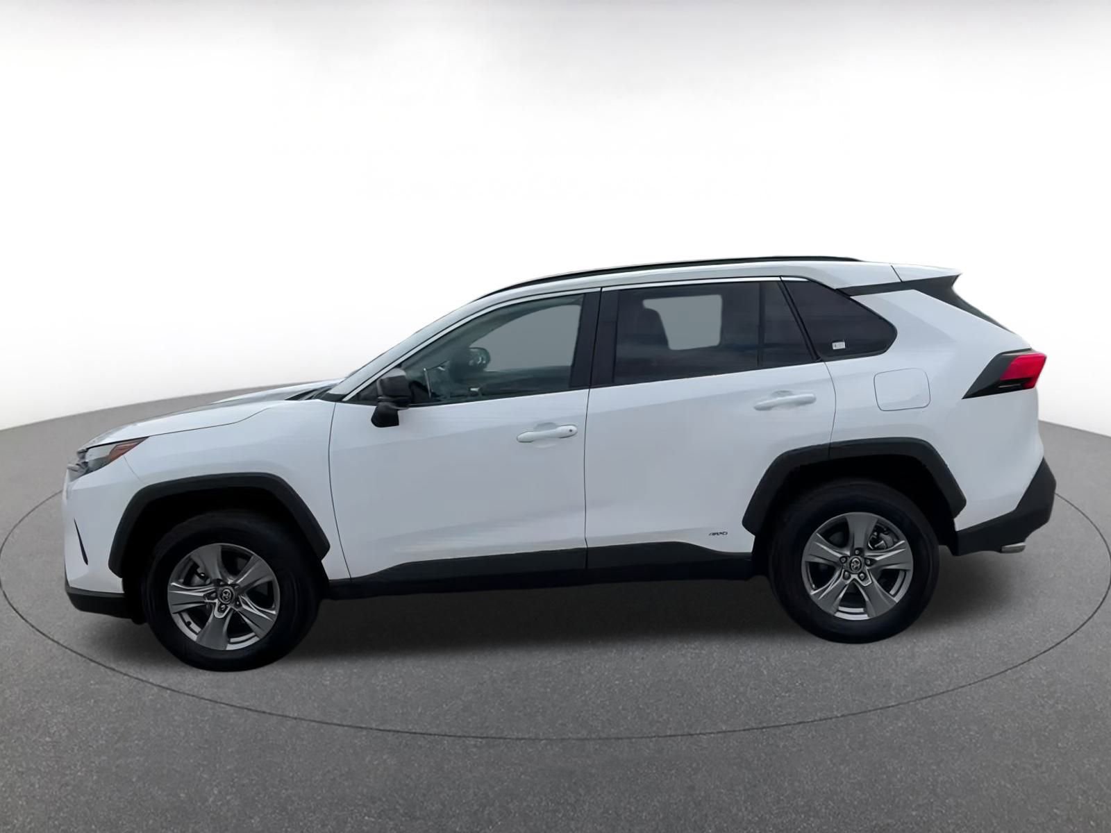 Thumbnail: 2025 Toyota RAV4 - 9