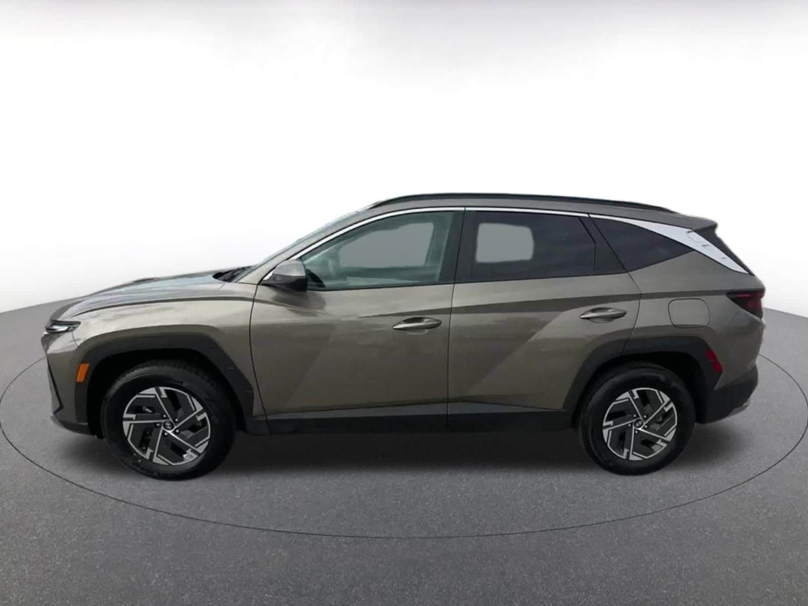 Thumbnail: 2025 Hyundai Tucson - 9