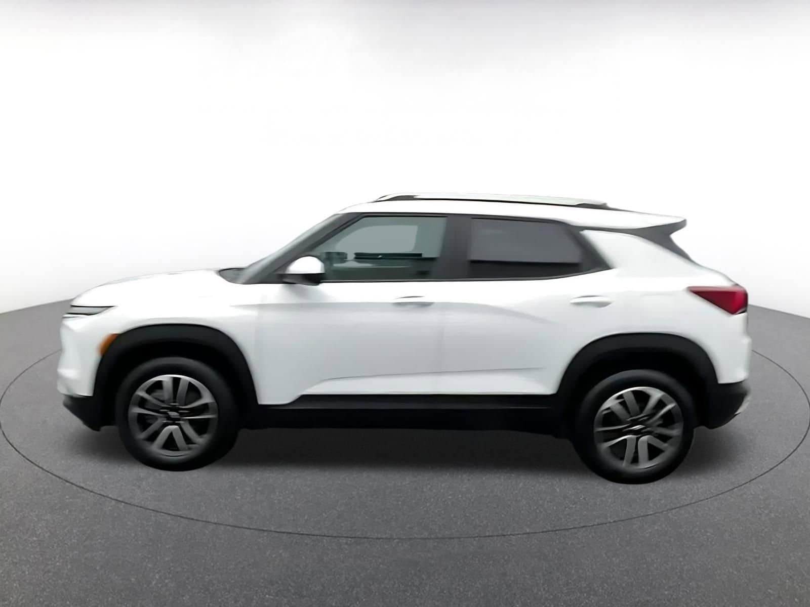 Thumbnail: 2025 Chevrolet TrailBlazer - 8