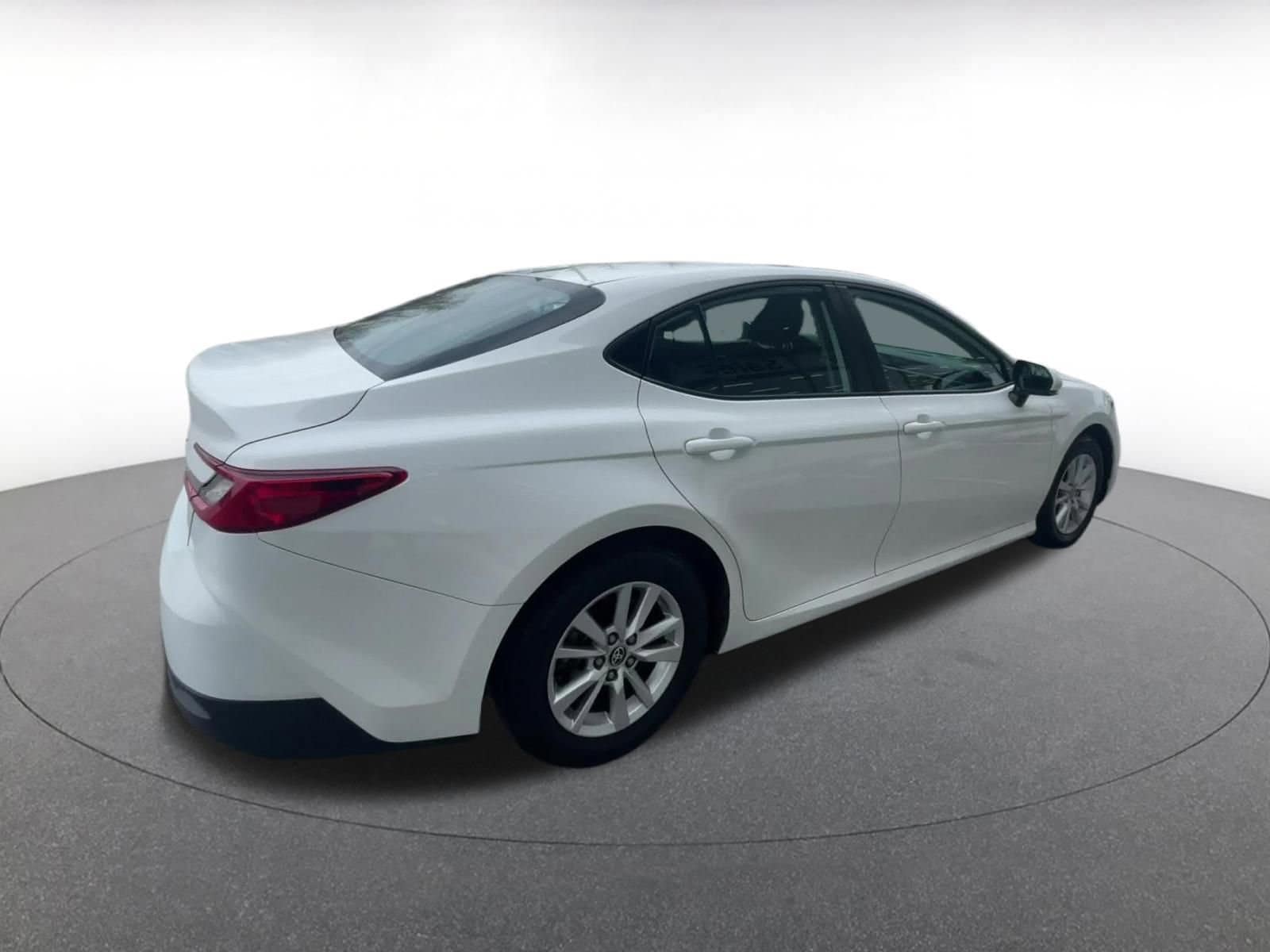 Thumbnail: 2025 Toyota Camry - 15