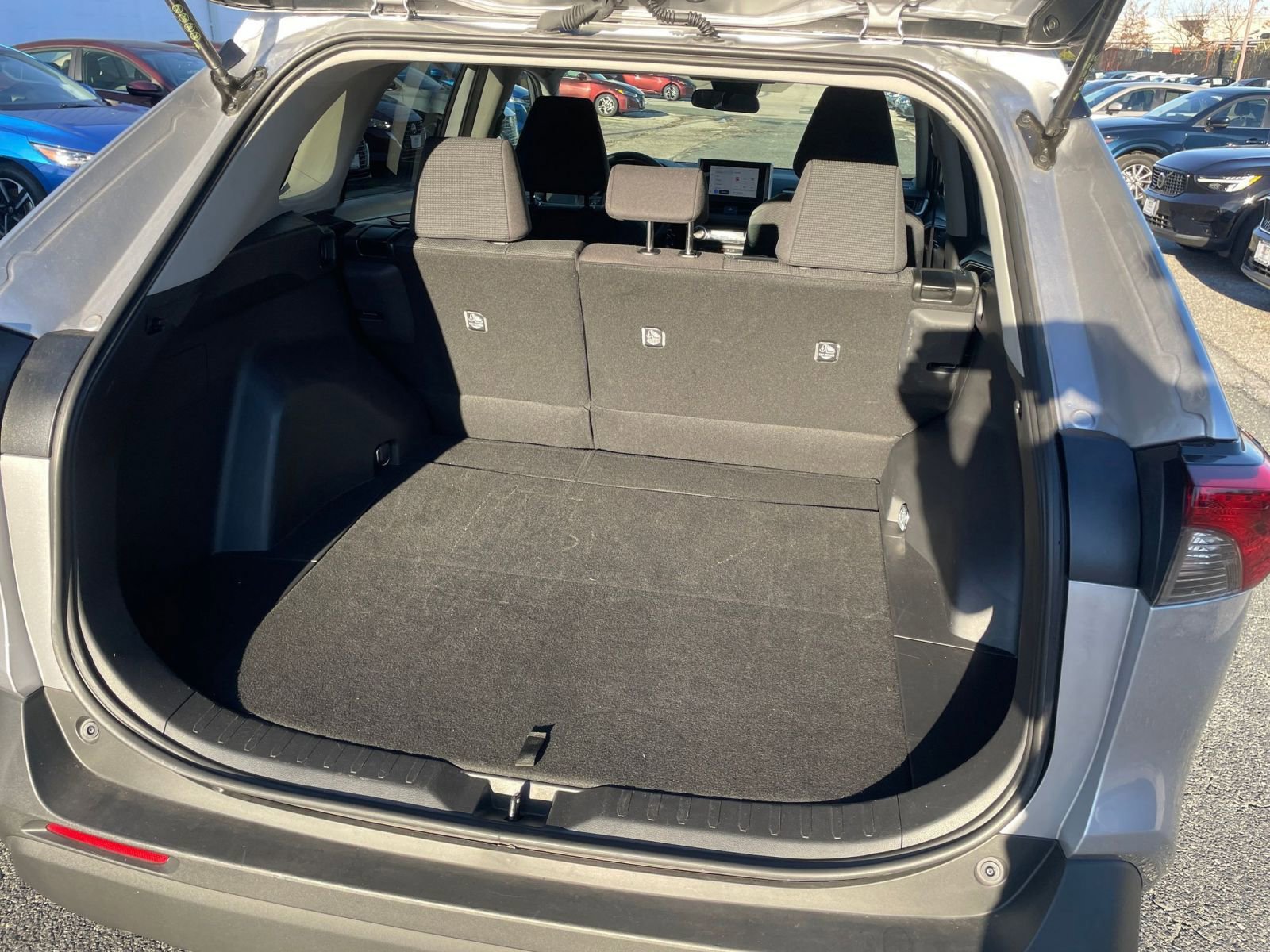 Thumbnail: 2025 Toyota RAV4 - 30