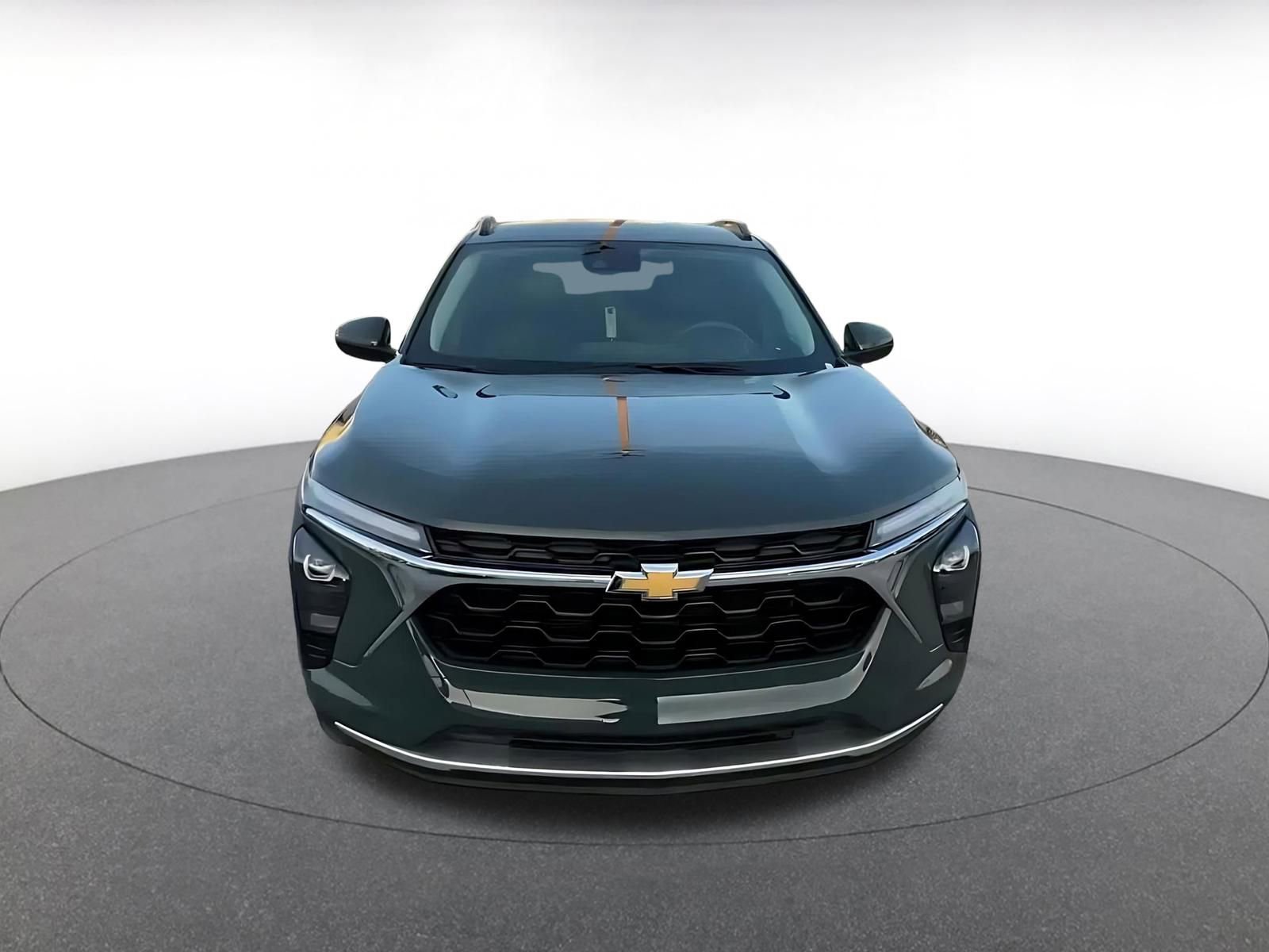 Thumbnail: 2025 Chevrolet Trax - 4