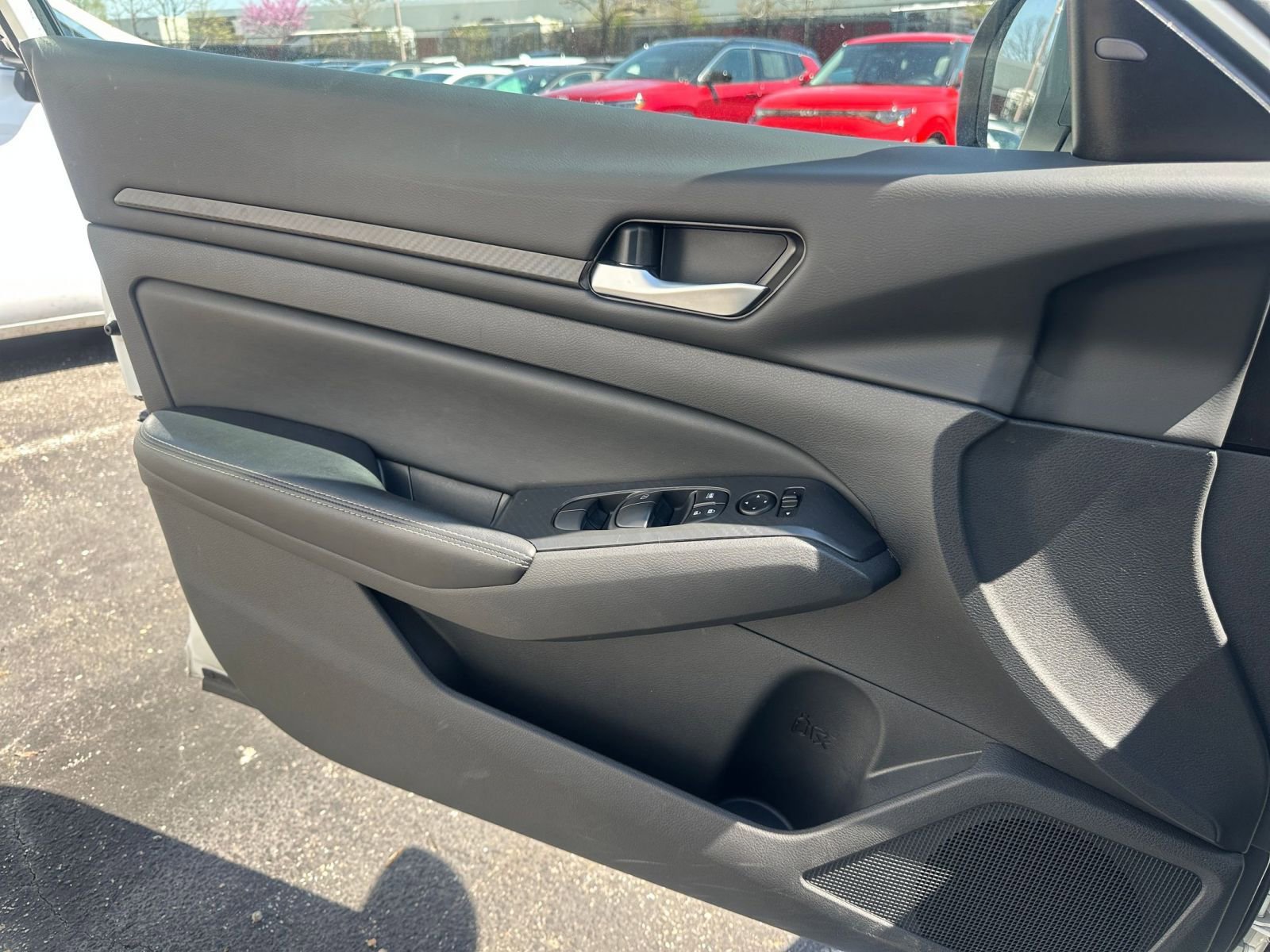 Thumbnail: 2025 Nissan Altima - 18