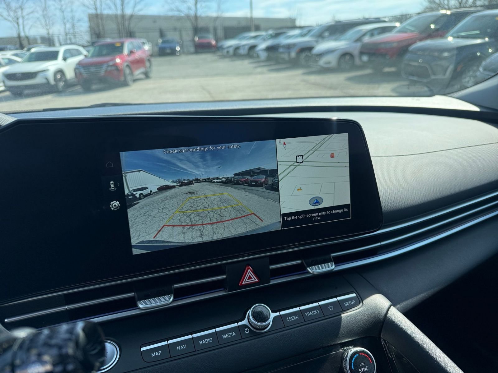 Thumbnail: 2025 Hyundai Elantra - 24