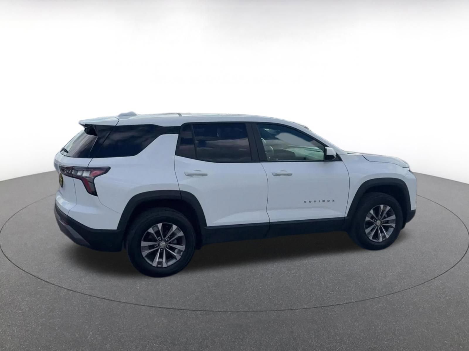 Thumbnail: 2025 Chevrolet Equinox - 15