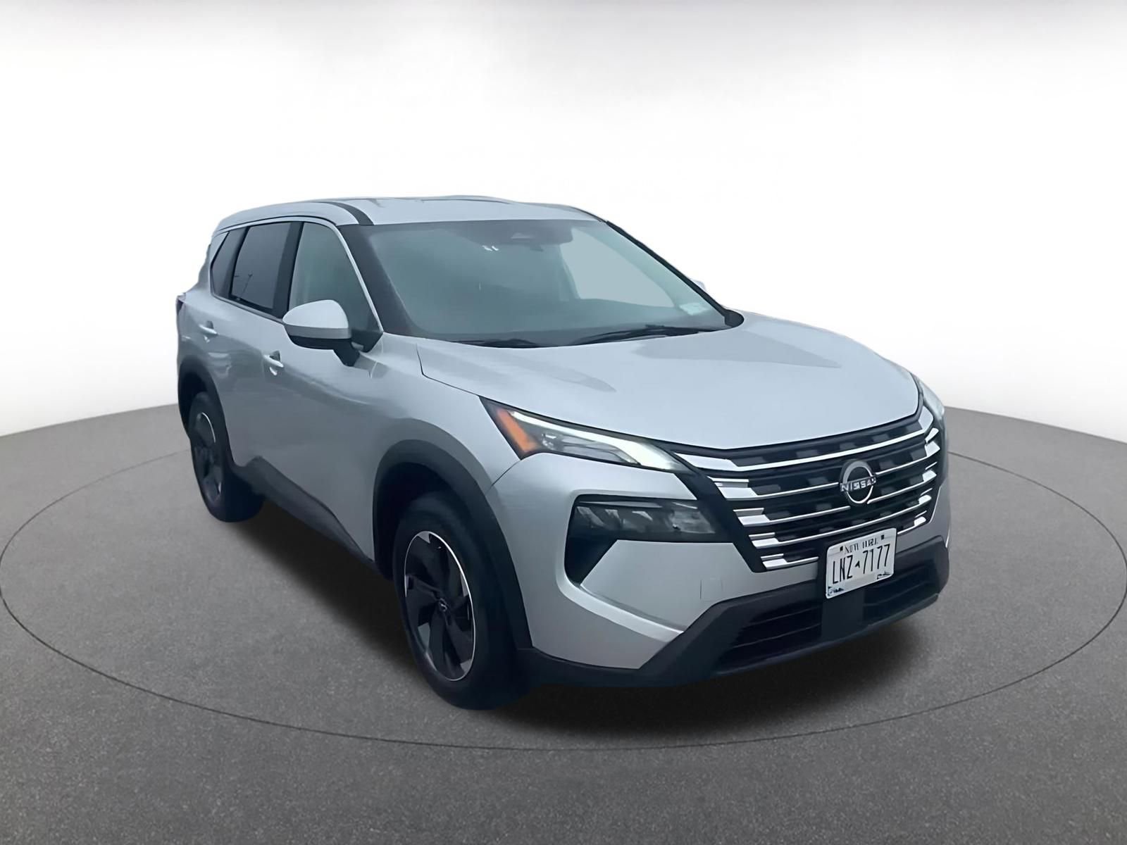Thumbnail: 2025 Nissan Rogue - 3
