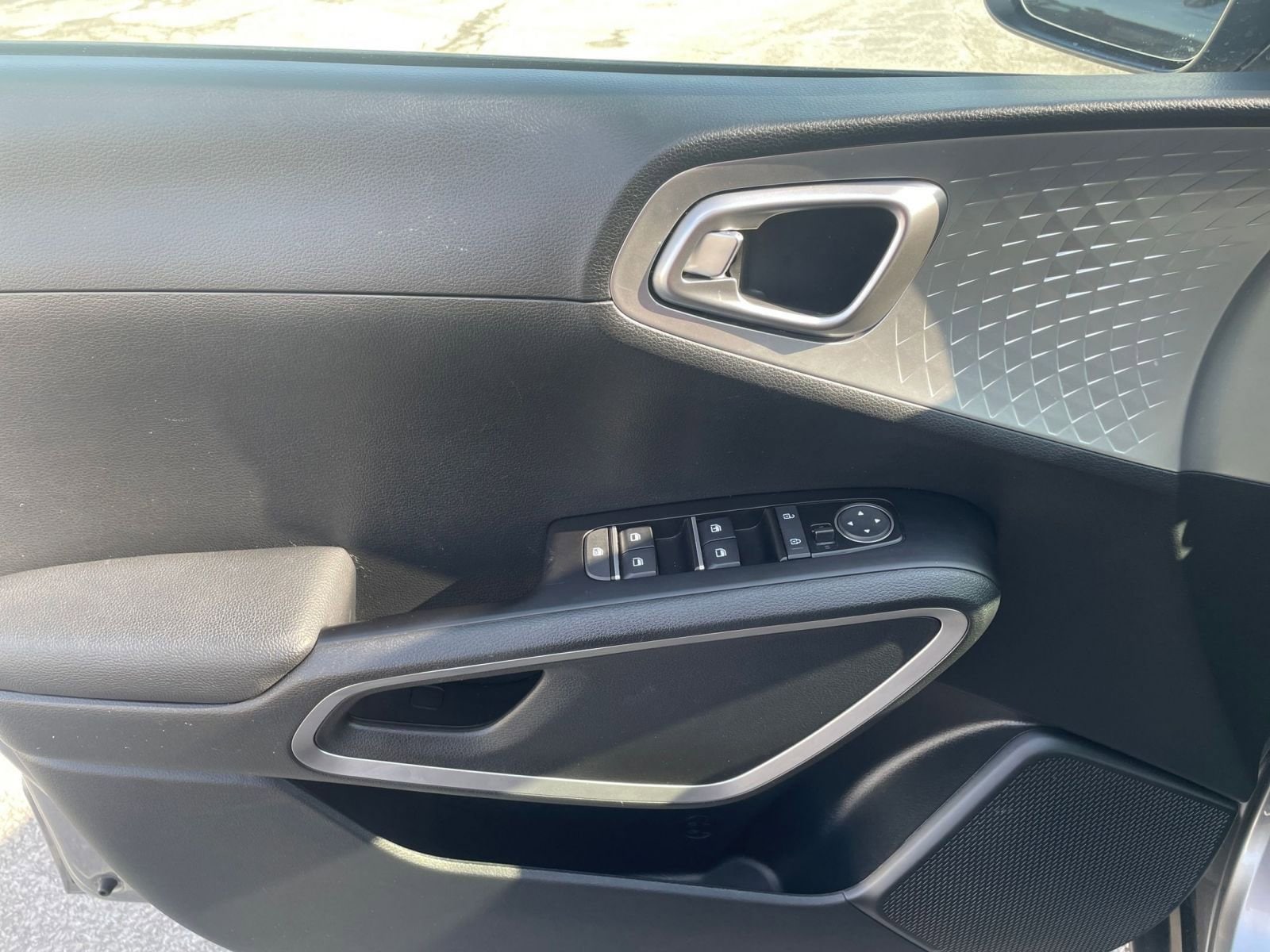 Thumbnail: 2025 Kia Soul - 18