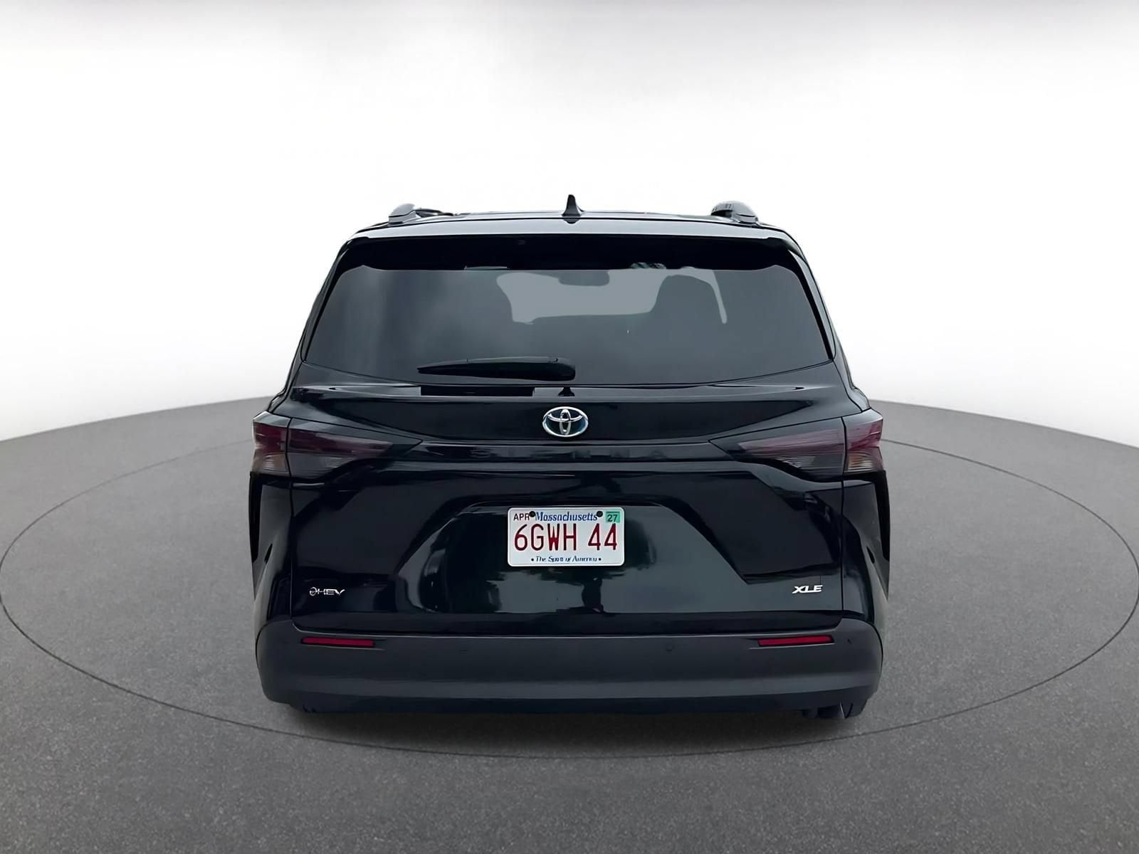 Thumbnail: 2025 Toyota Sienna - 12