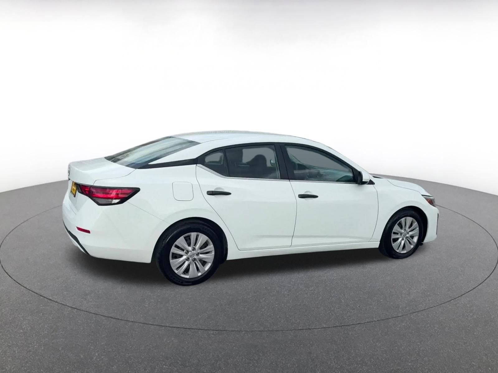 Thumbnail: 2025 Nissan Sentra - 14