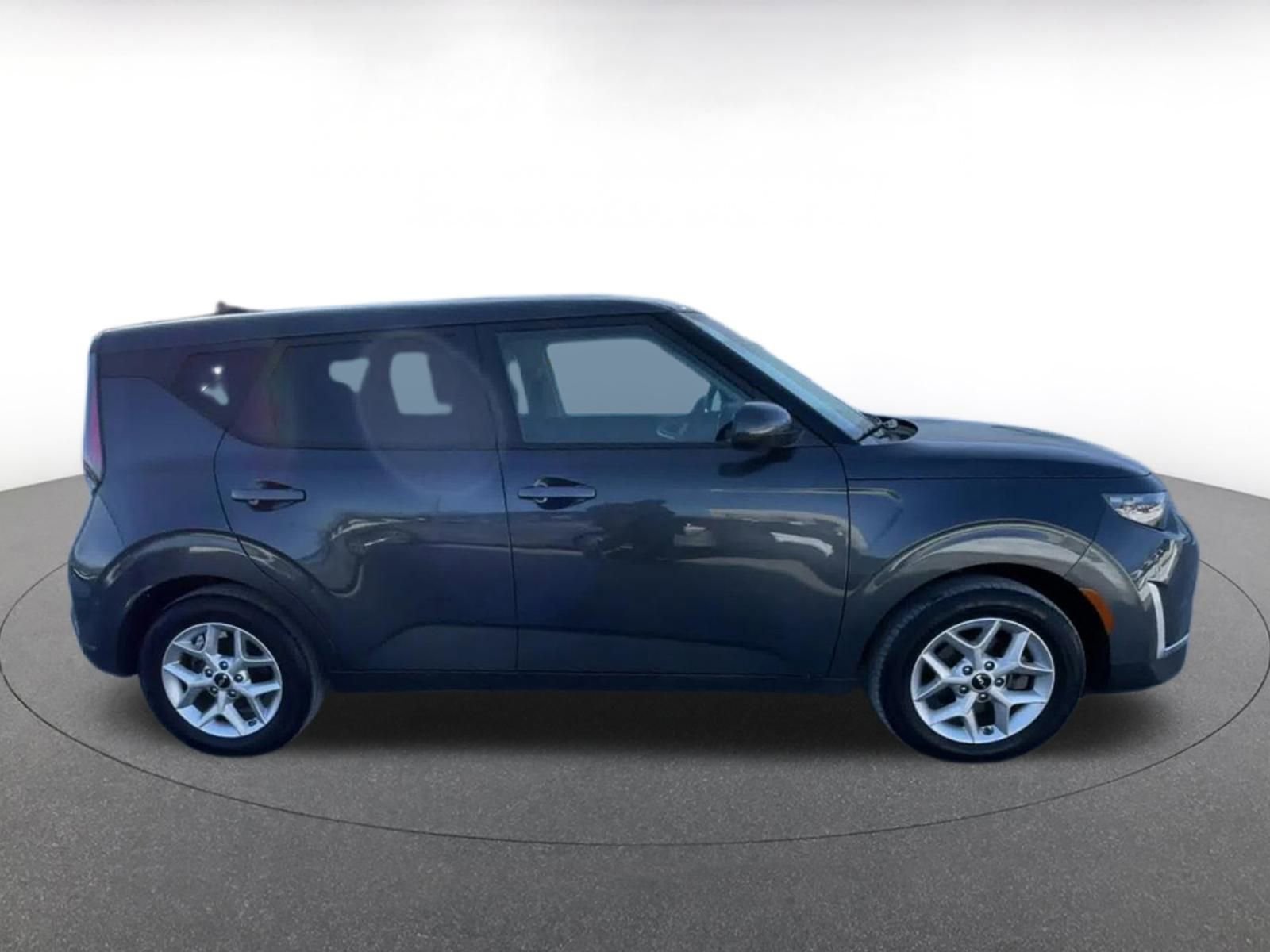 Thumbnail: 2025 Kia Soul - 16