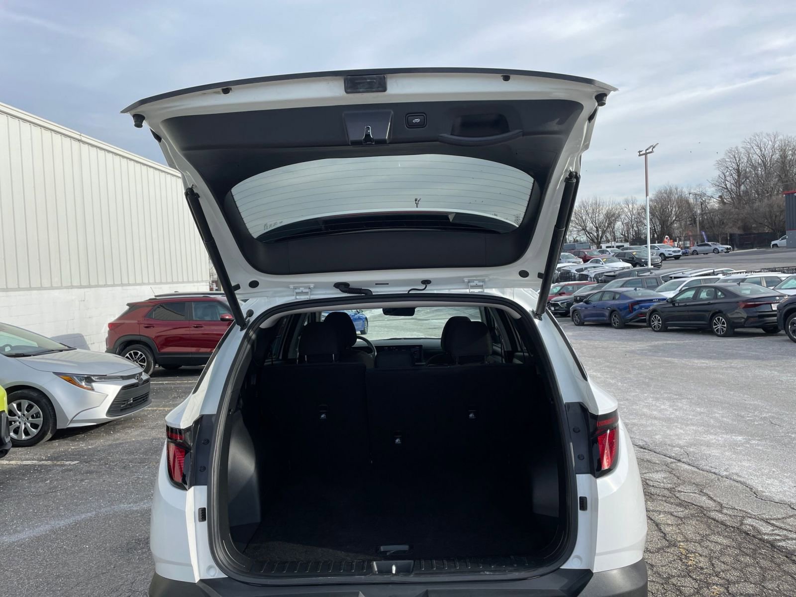 Thumbnail: 2025 Hyundai Tucson - 32