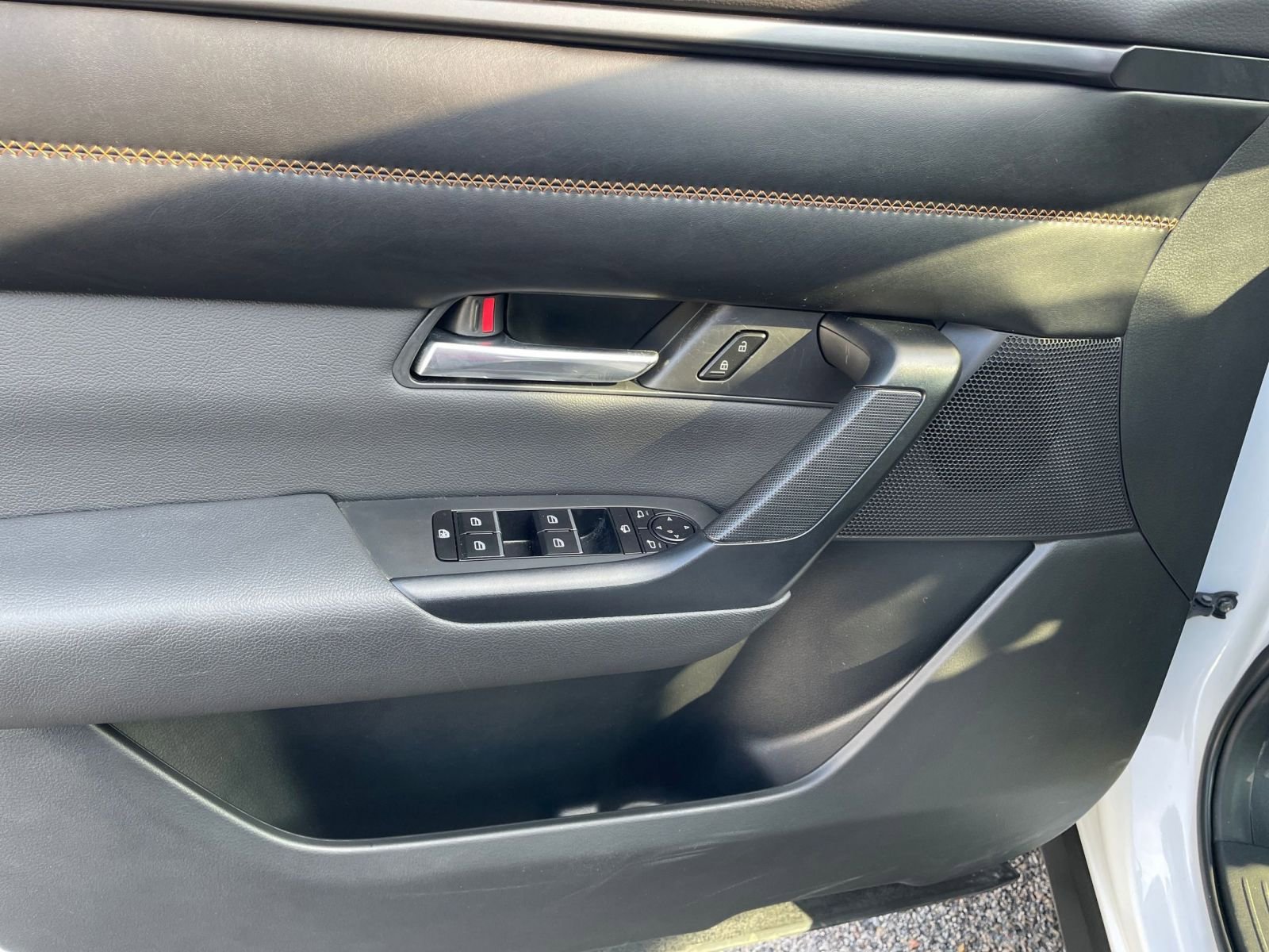 Thumbnail: 2025 Mazda CX-50 - 18