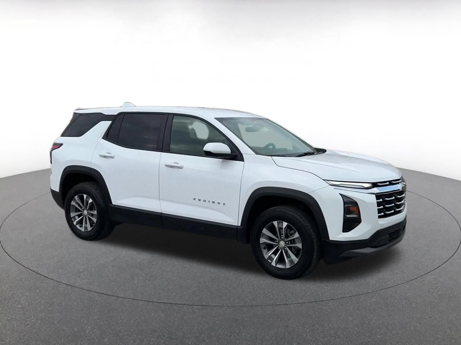 Thumbnail: 2025 Chevrolet Equinox - 2