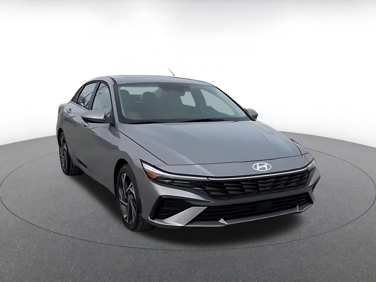 Thumbnail: 2025 Hyundai Elantra - 3