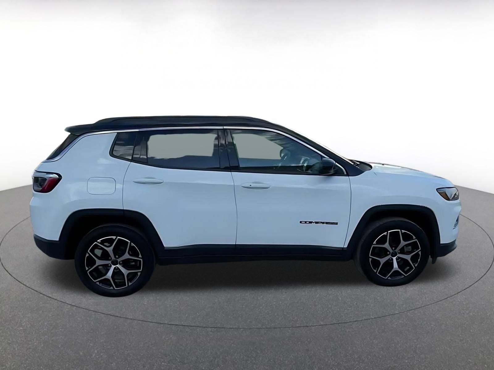 Thumbnail: 2025 Jeep Compass - 16