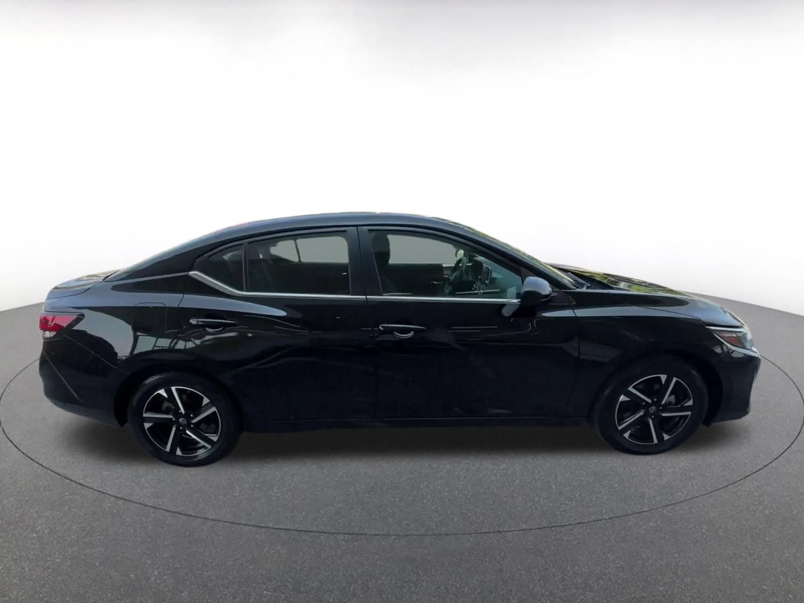 Thumbnail: 2025 Nissan Sentra - 16