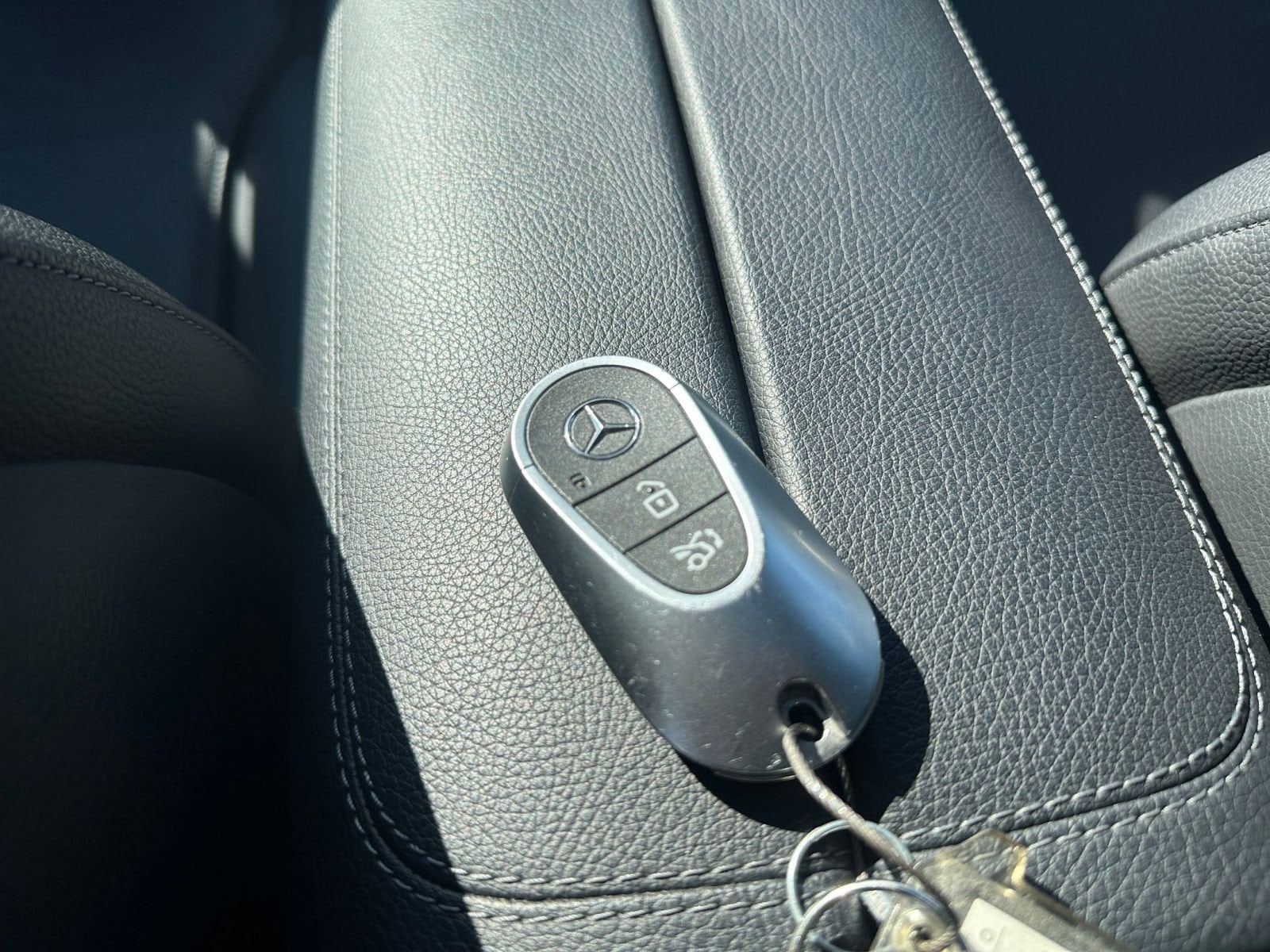 Thumbnail: 2024 Mercedes-Benz C-Class - 22