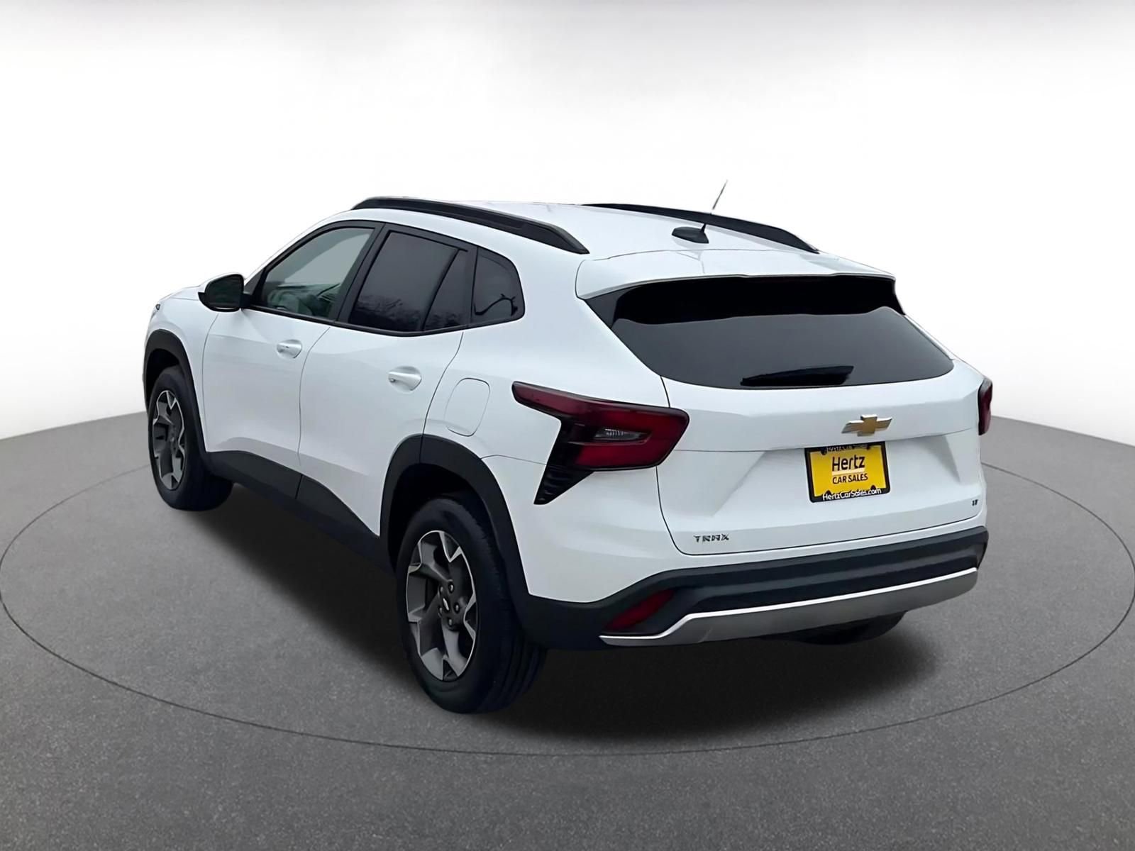 Thumbnail: 2025 Chevrolet Trax - 11