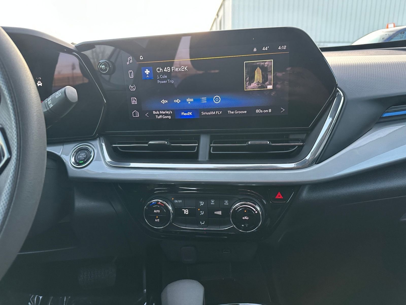 Thumbnail: 2025 Chevrolet Trax - 18