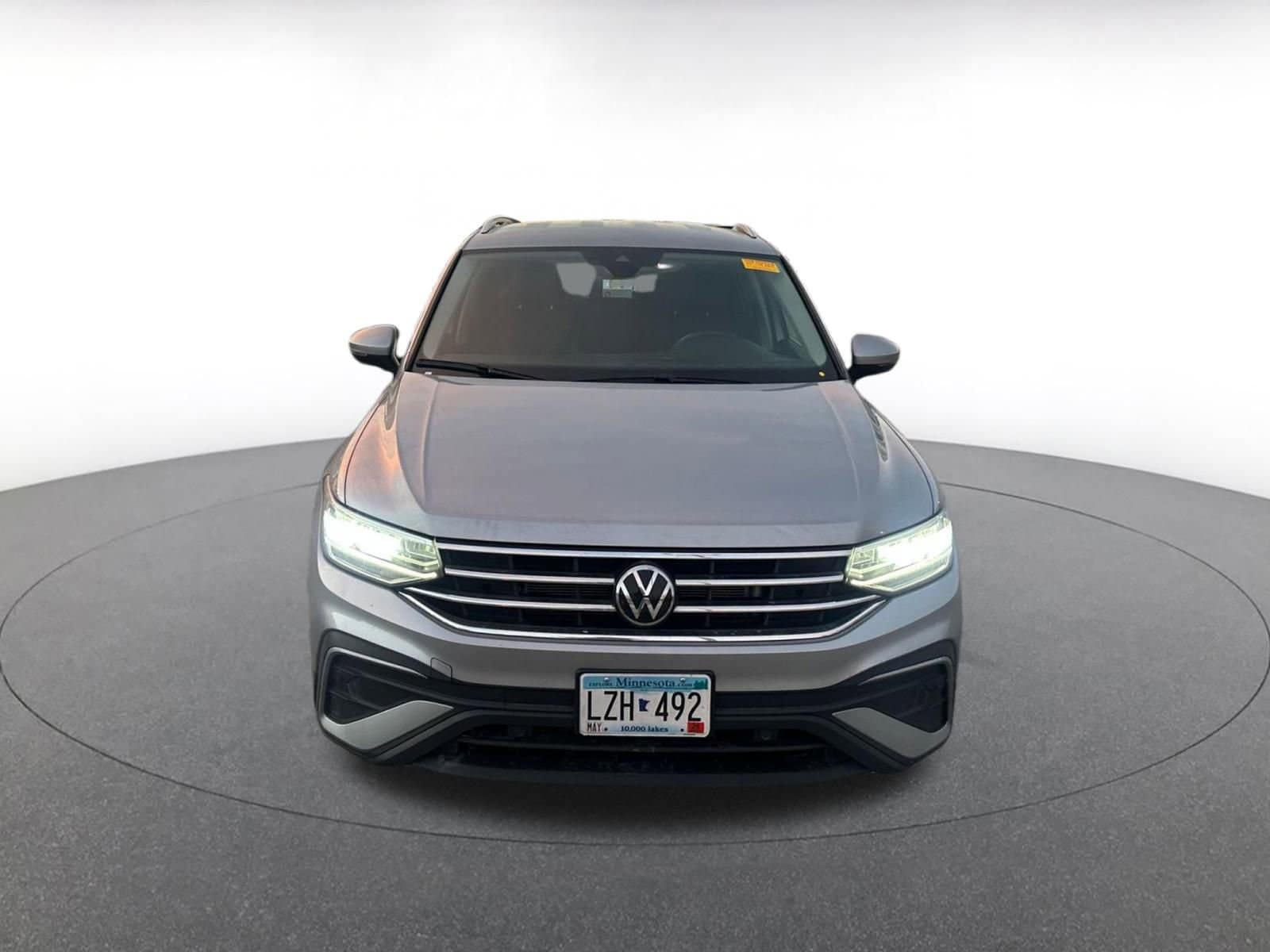 Thumbnail: 2024 Volkswagen Tiguan - 2