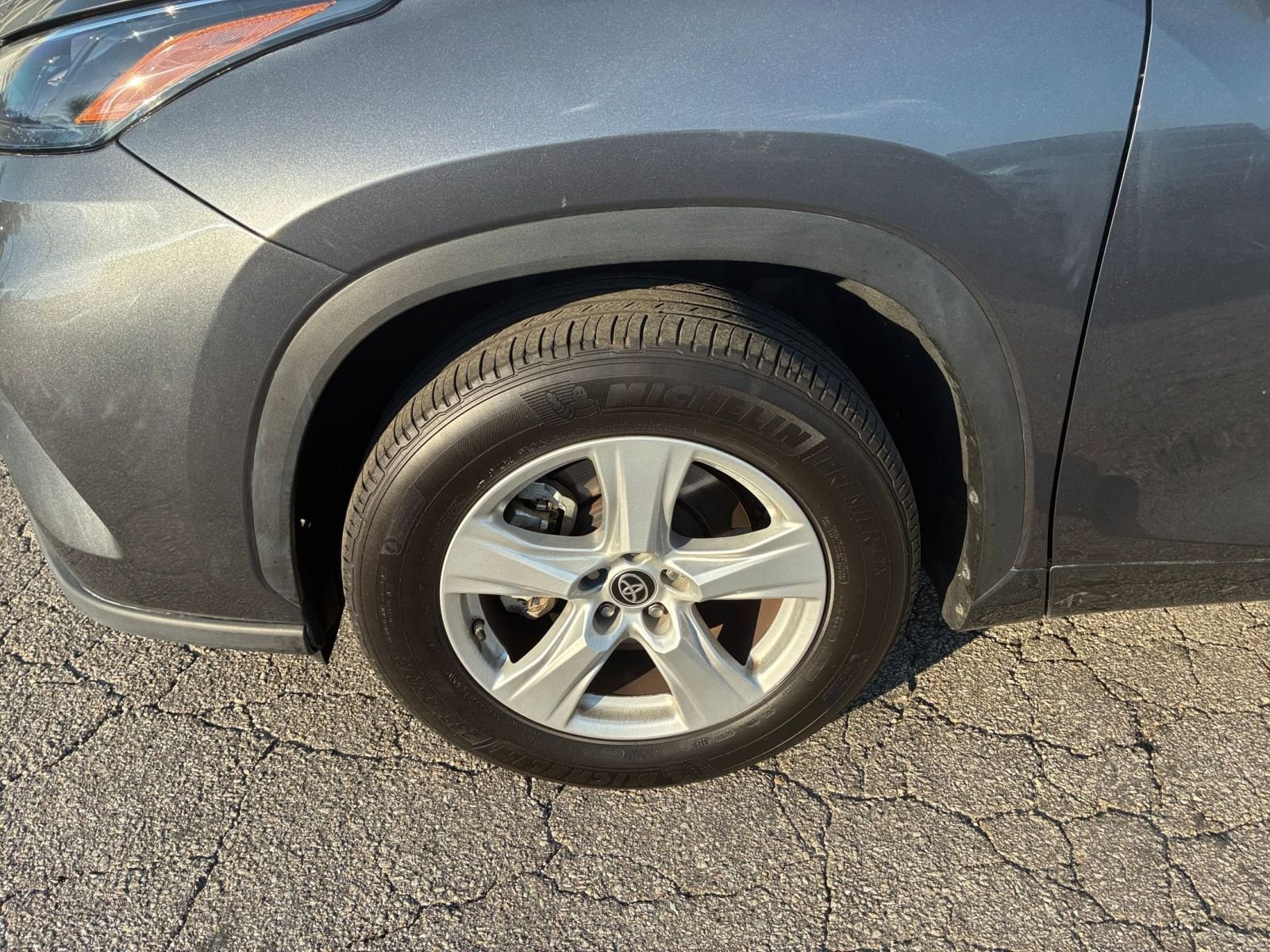 Thumbnail: 2025 Toyota Highlander - 31