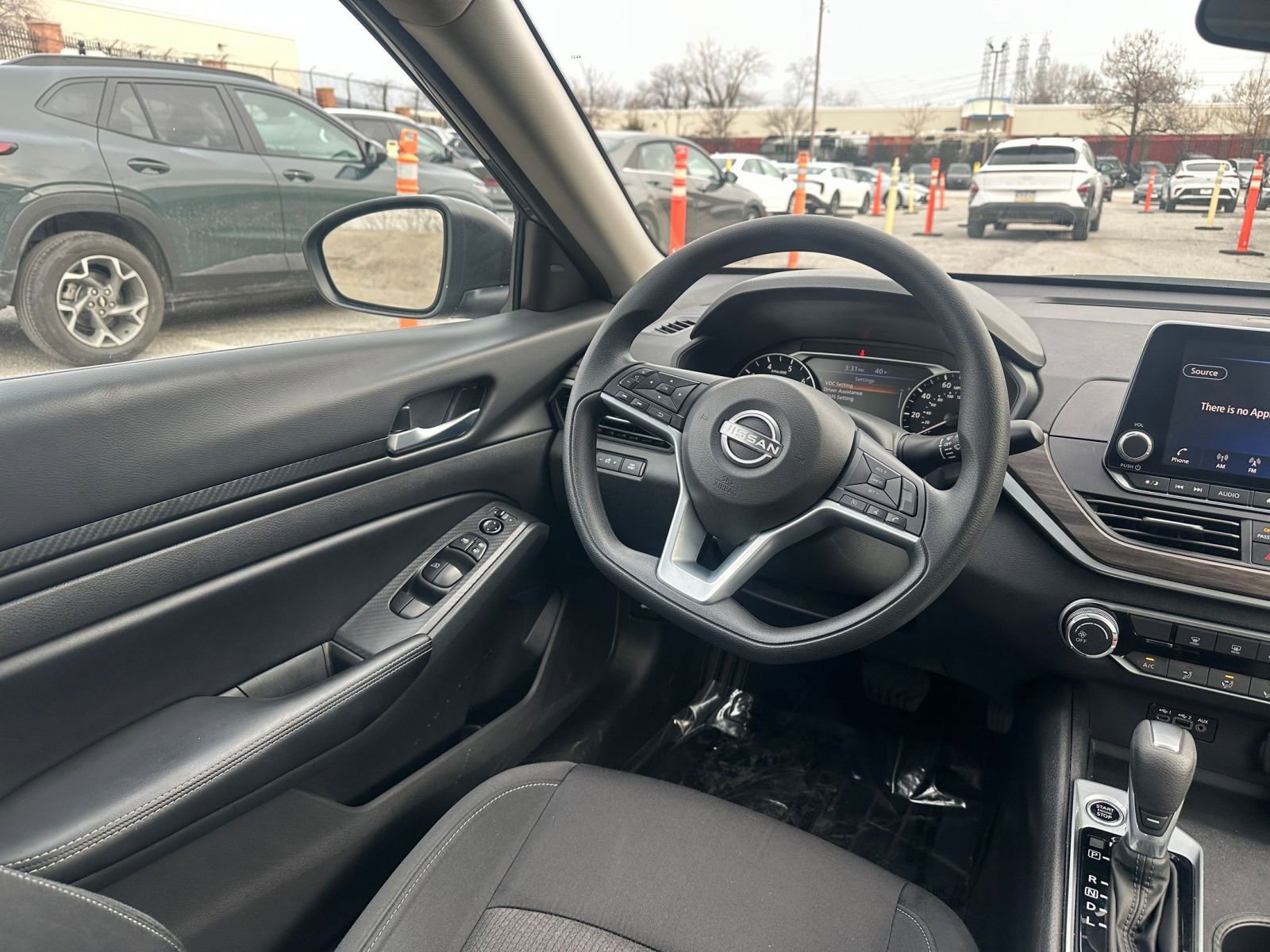 Thumbnail: 2025 Nissan Altima - 34