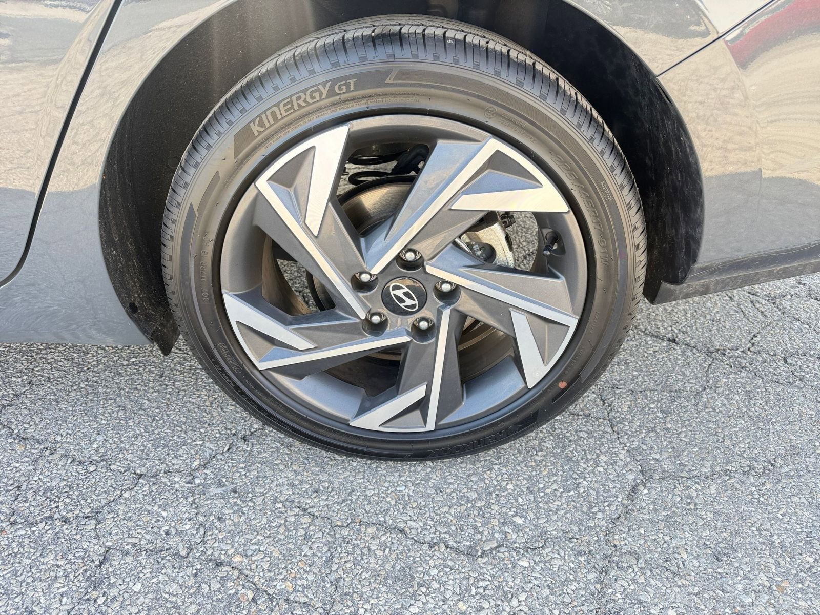 Thumbnail: 2025 Hyundai Elantra - 32