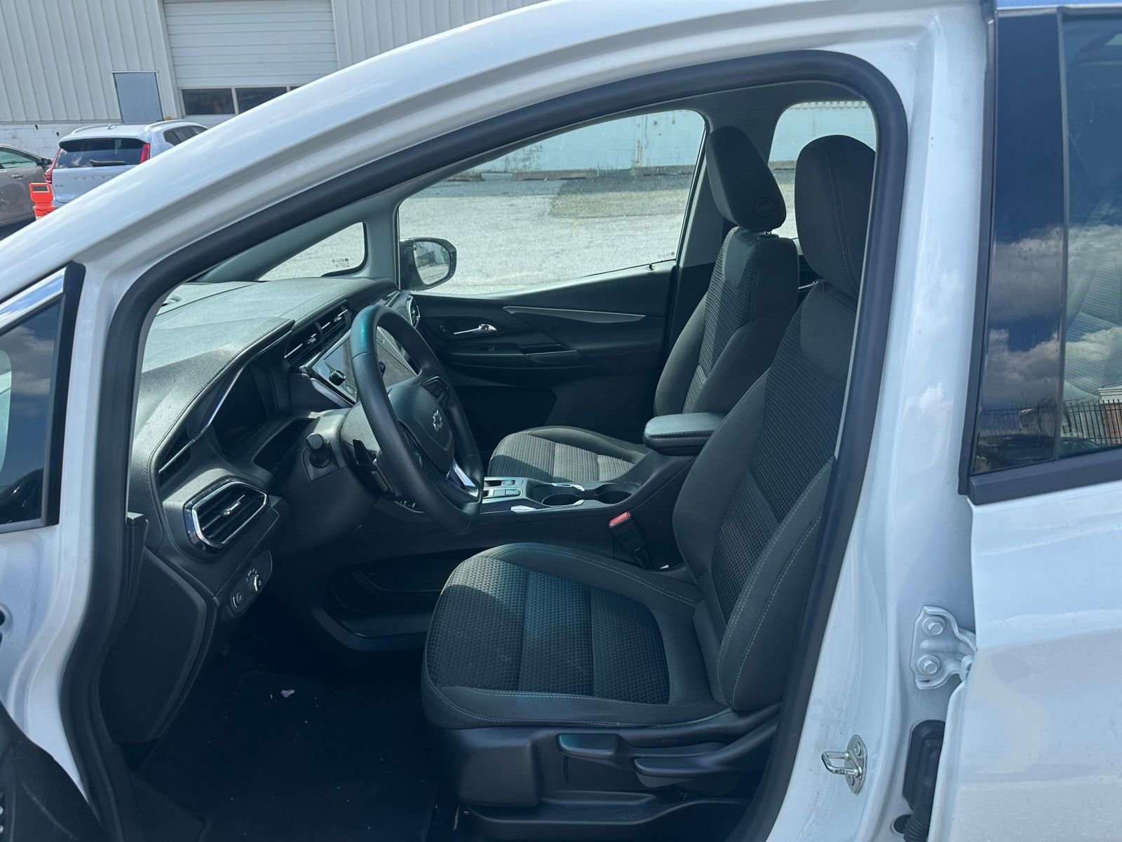 Thumbnail: 2023 Chevrolet Bolt EV - 8