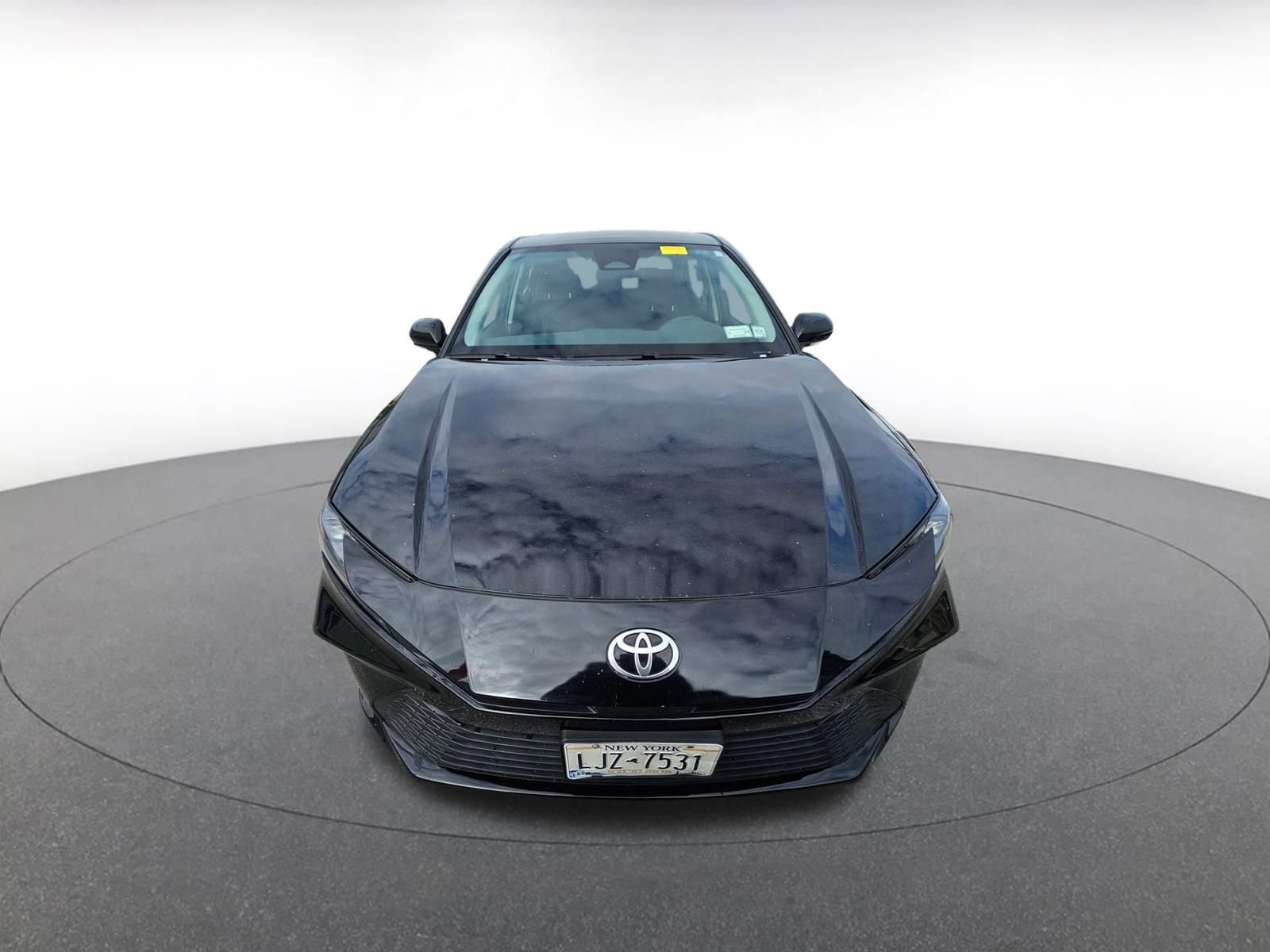 Thumbnail: 2025 Toyota Camry - 2