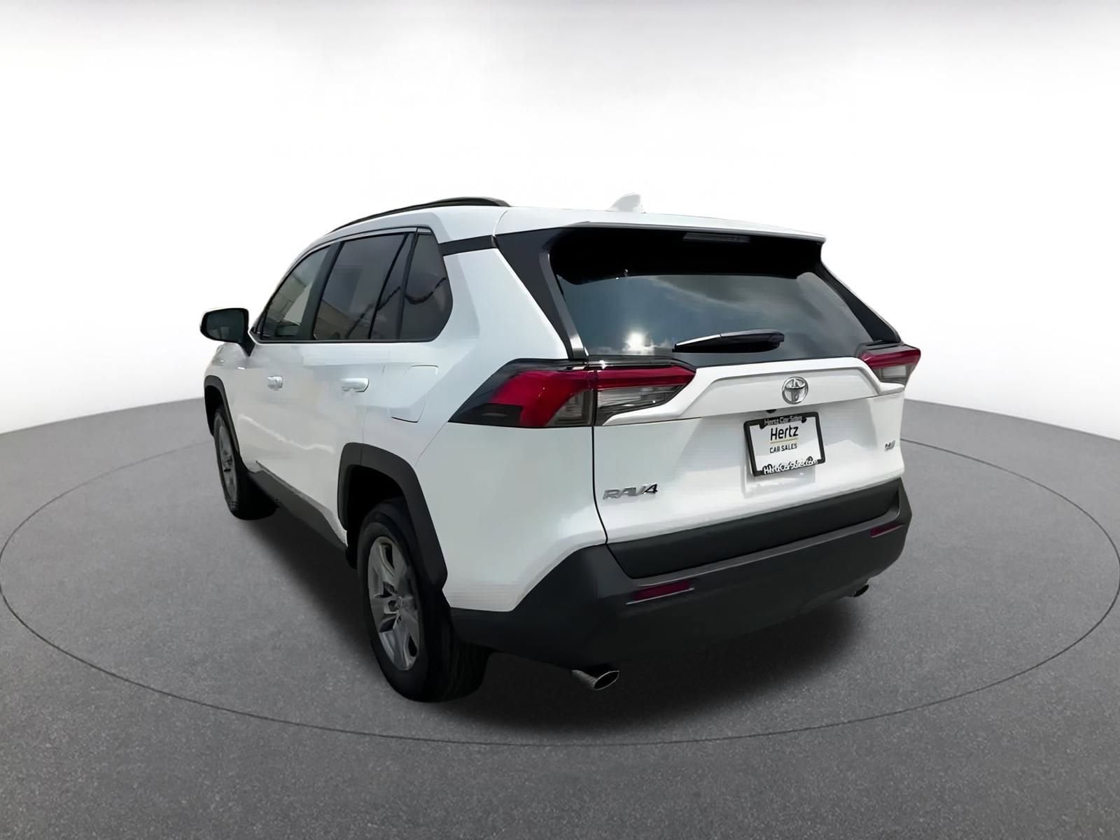 Thumbnail: 2024 Toyota RAV4 - 11
