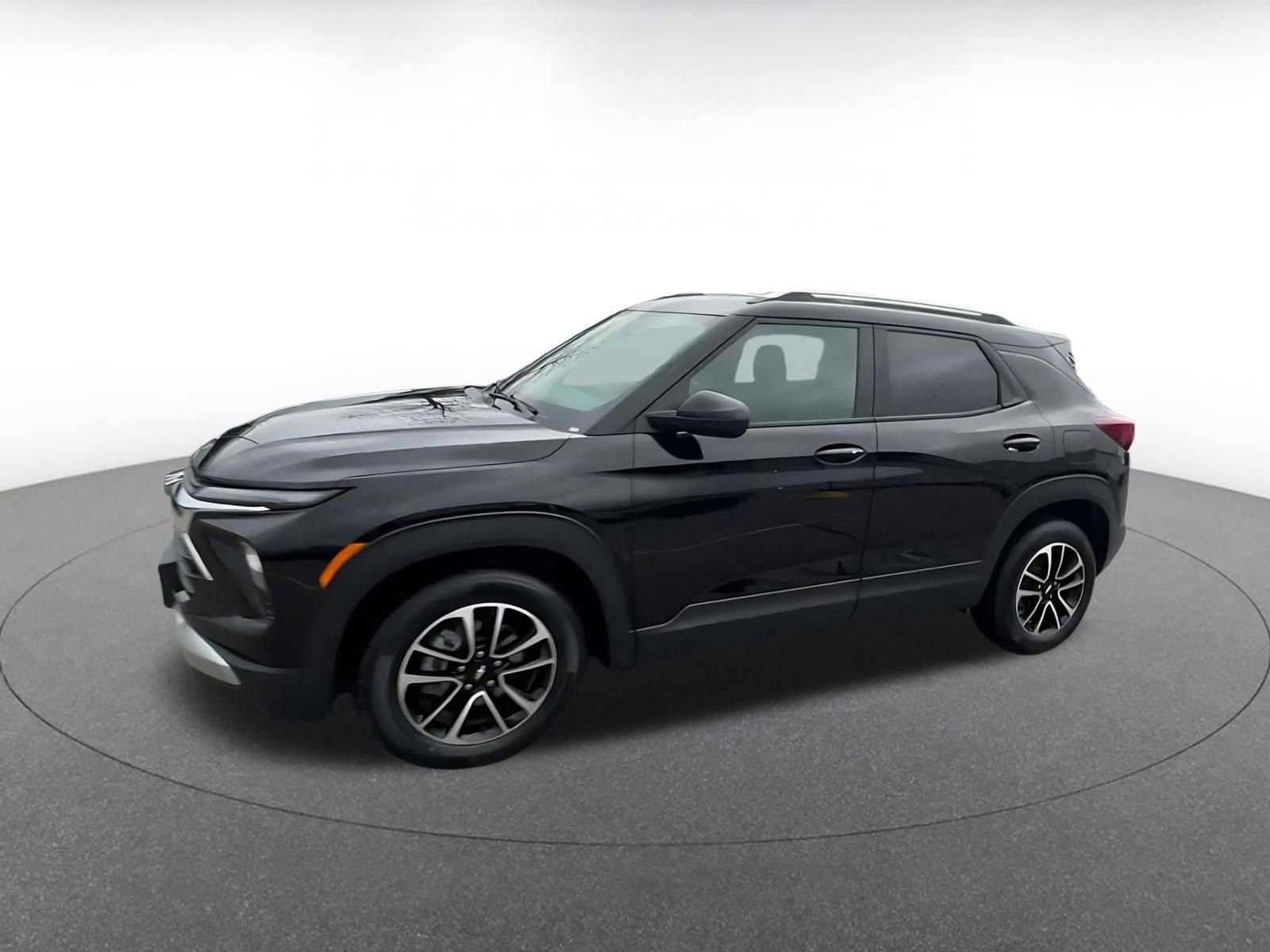 Thumbnail: 2025 Chevrolet TrailBlazer - 8