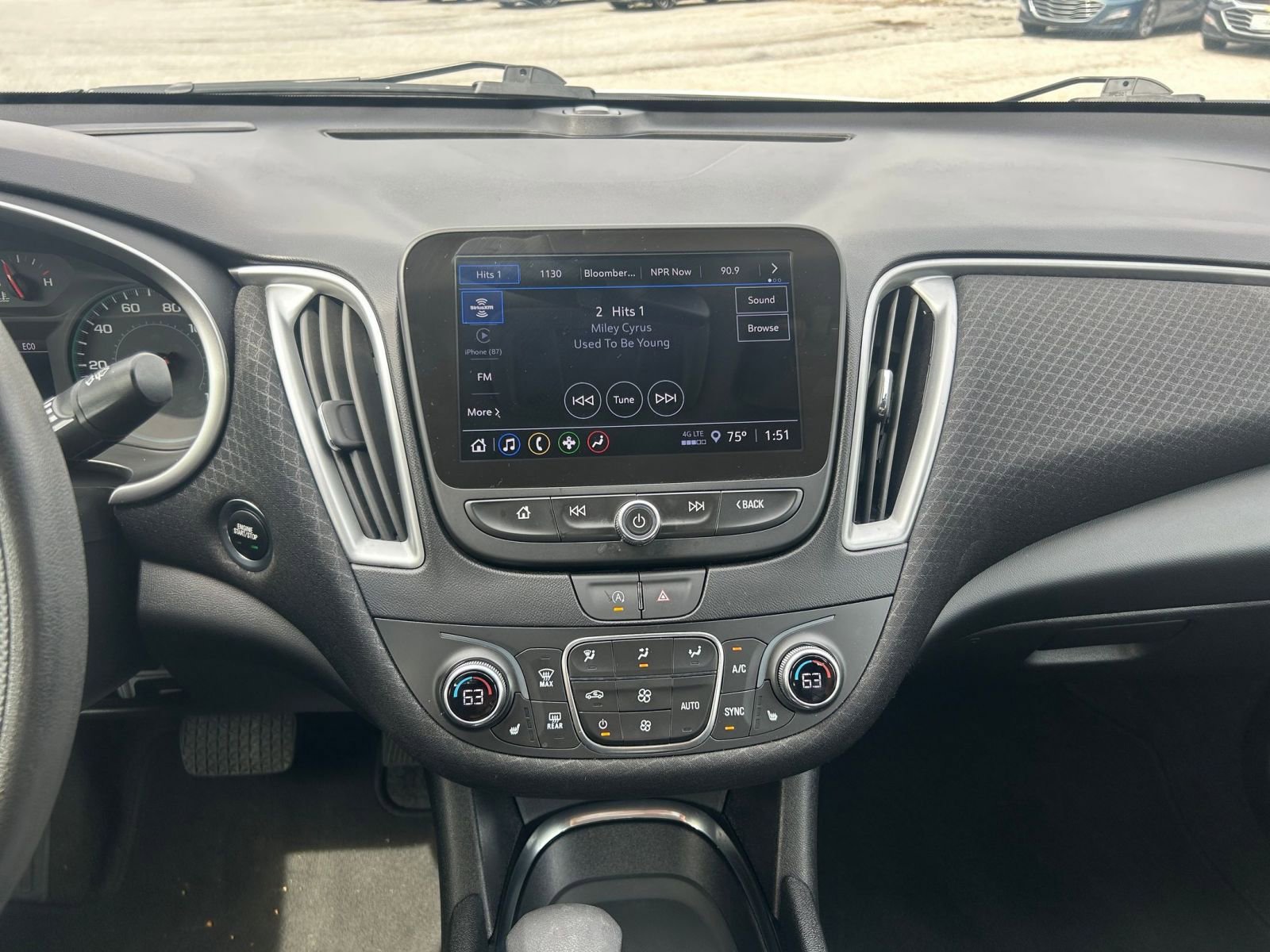 Thumbnail: 2024 Chevrolet Malibu - 18