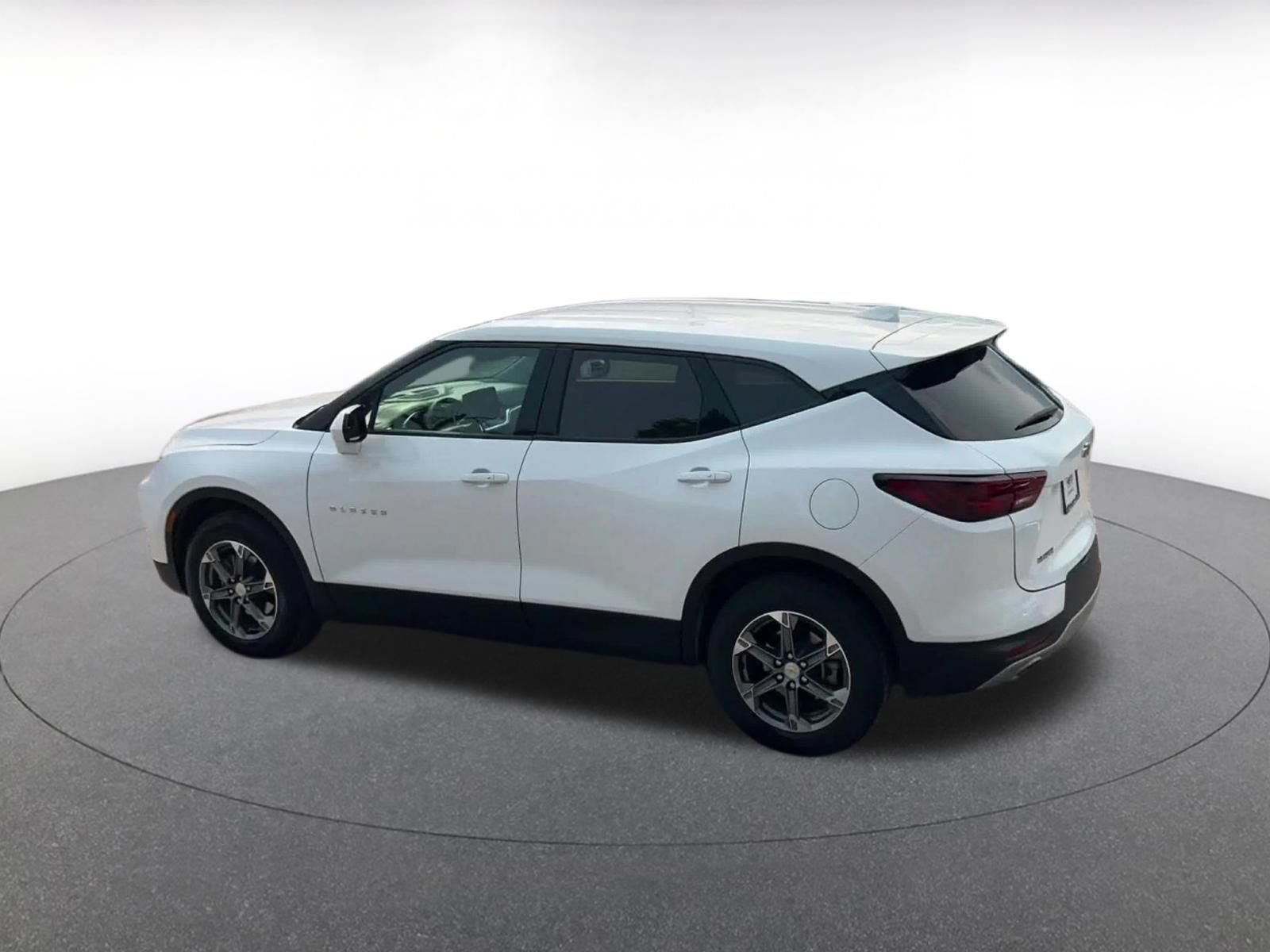 Thumbnail: 2025 Chevrolet Blazer - 8