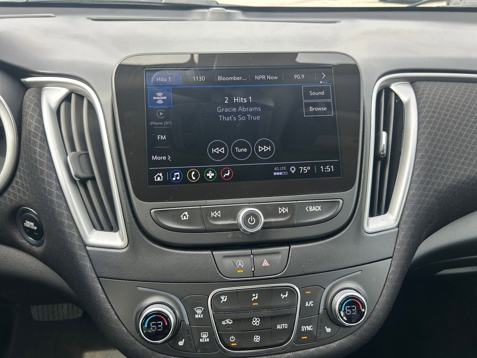 Thumbnail: 2024 Chevrolet Malibu - 21