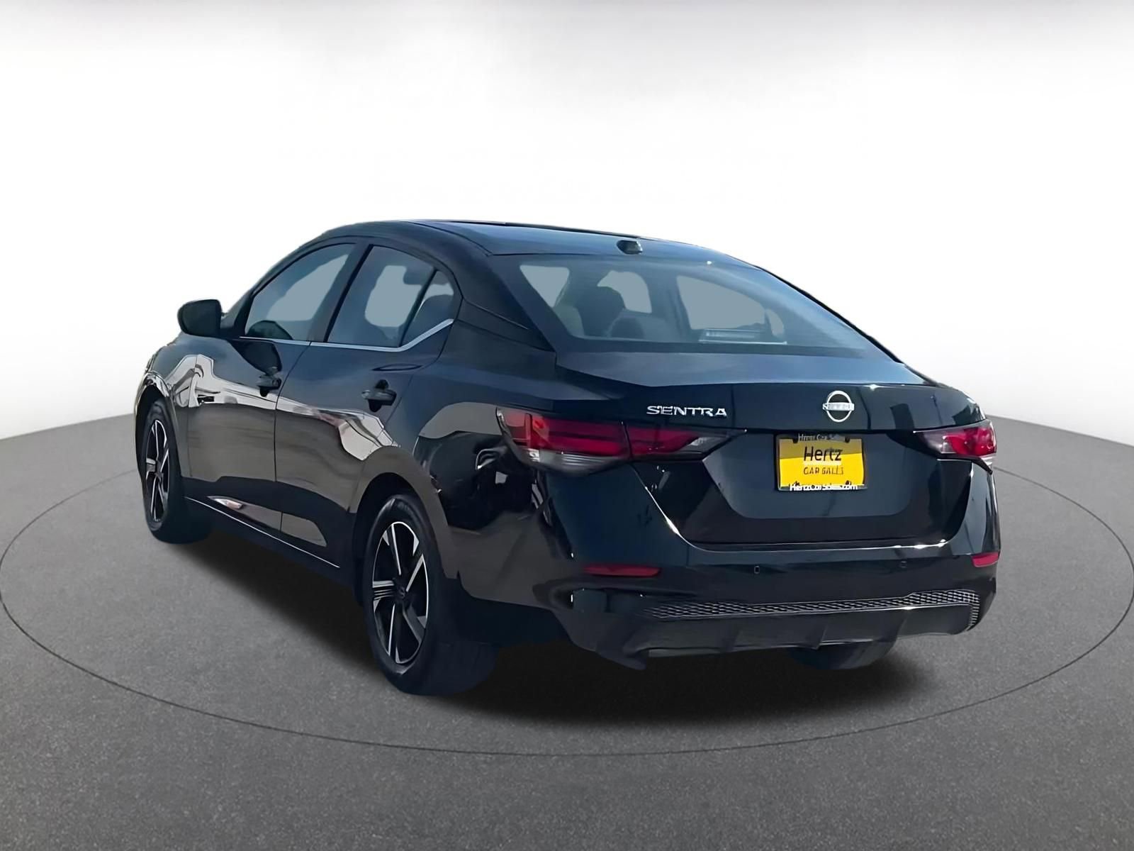 Thumbnail: 2025 Nissan Sentra - 11