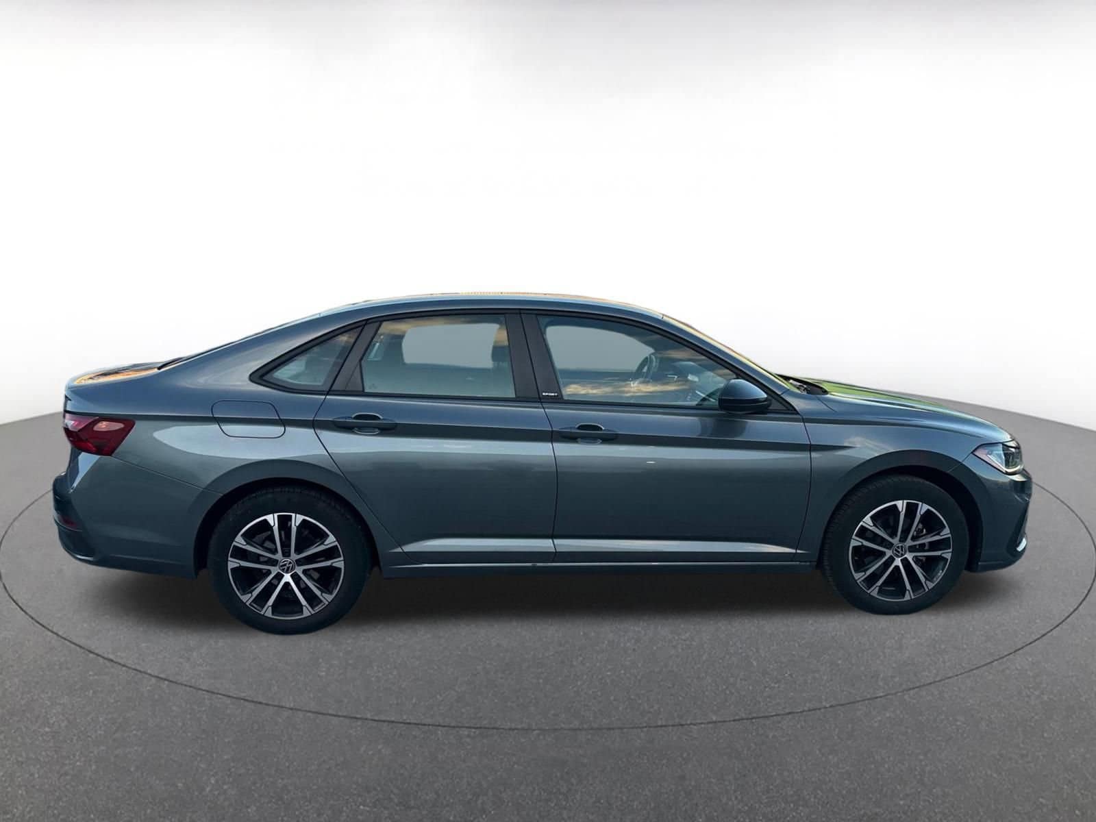 Thumbnail: 2025 Volkswagen Jetta - 5