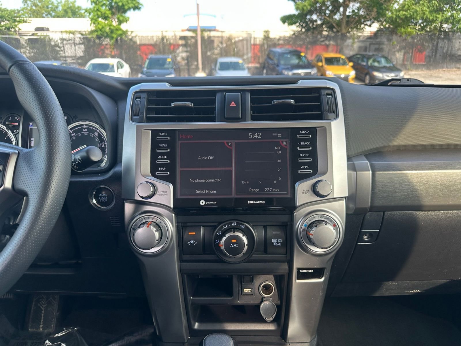 Thumbnail: 2024 Toyota 4Runner - 18