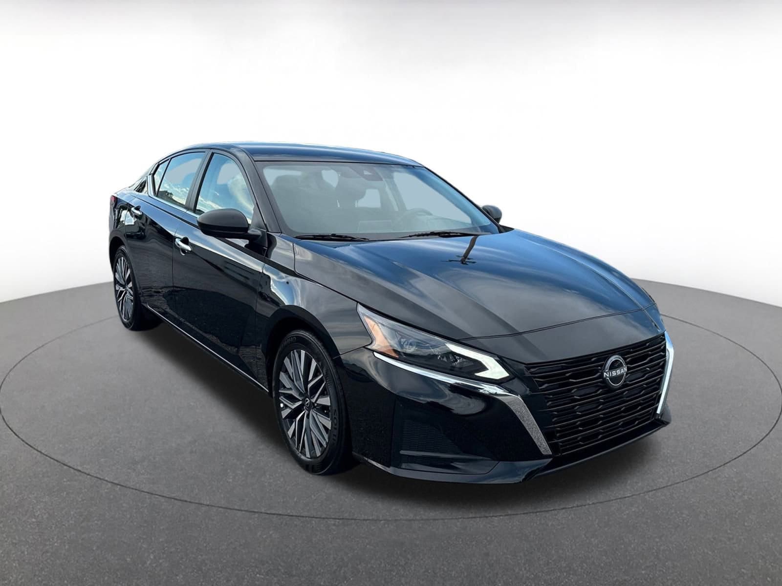 Thumbnail: 2024 Nissan Altima - 1