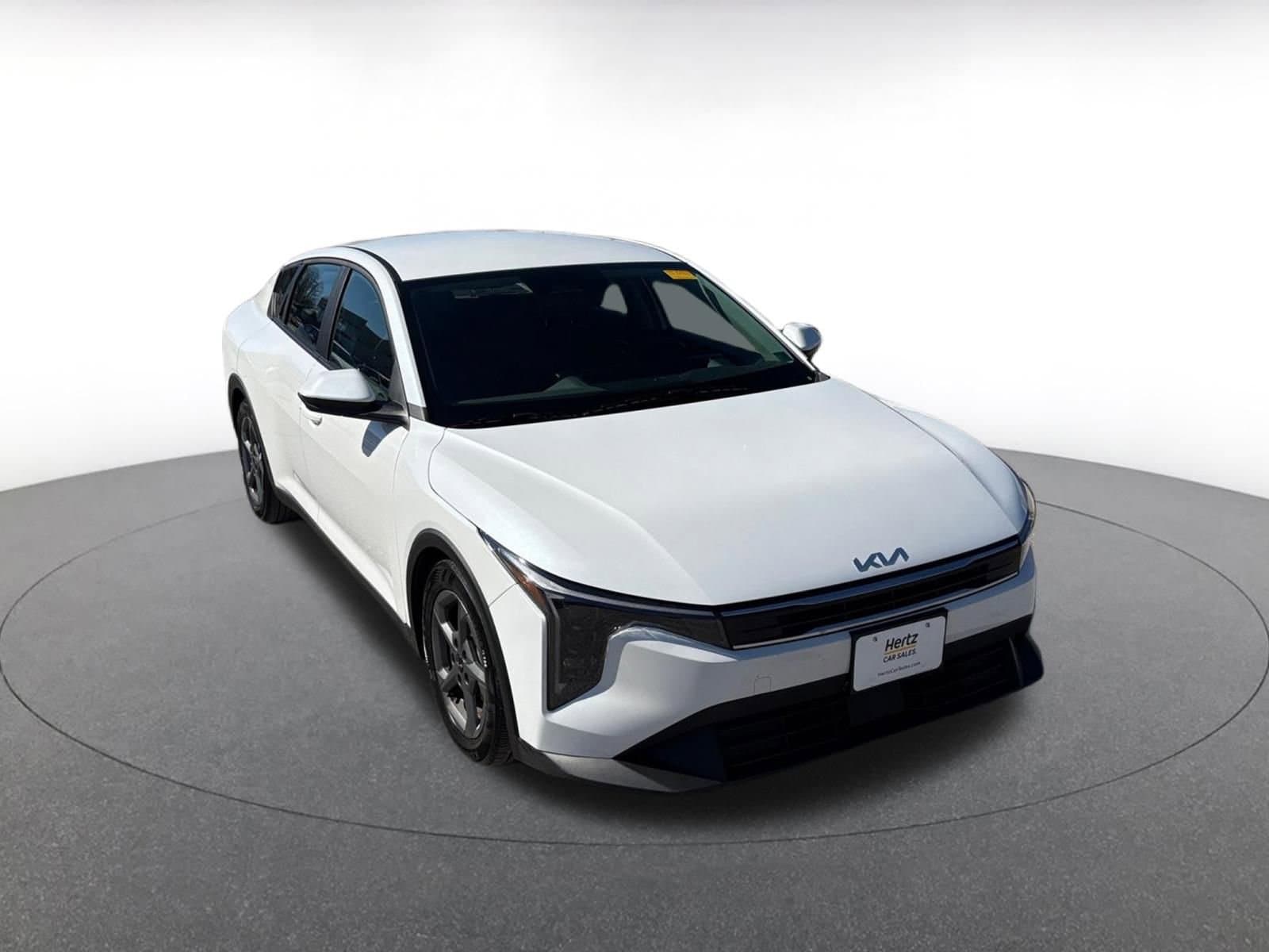 Thumbnail: 2025 Kia K4 - 1