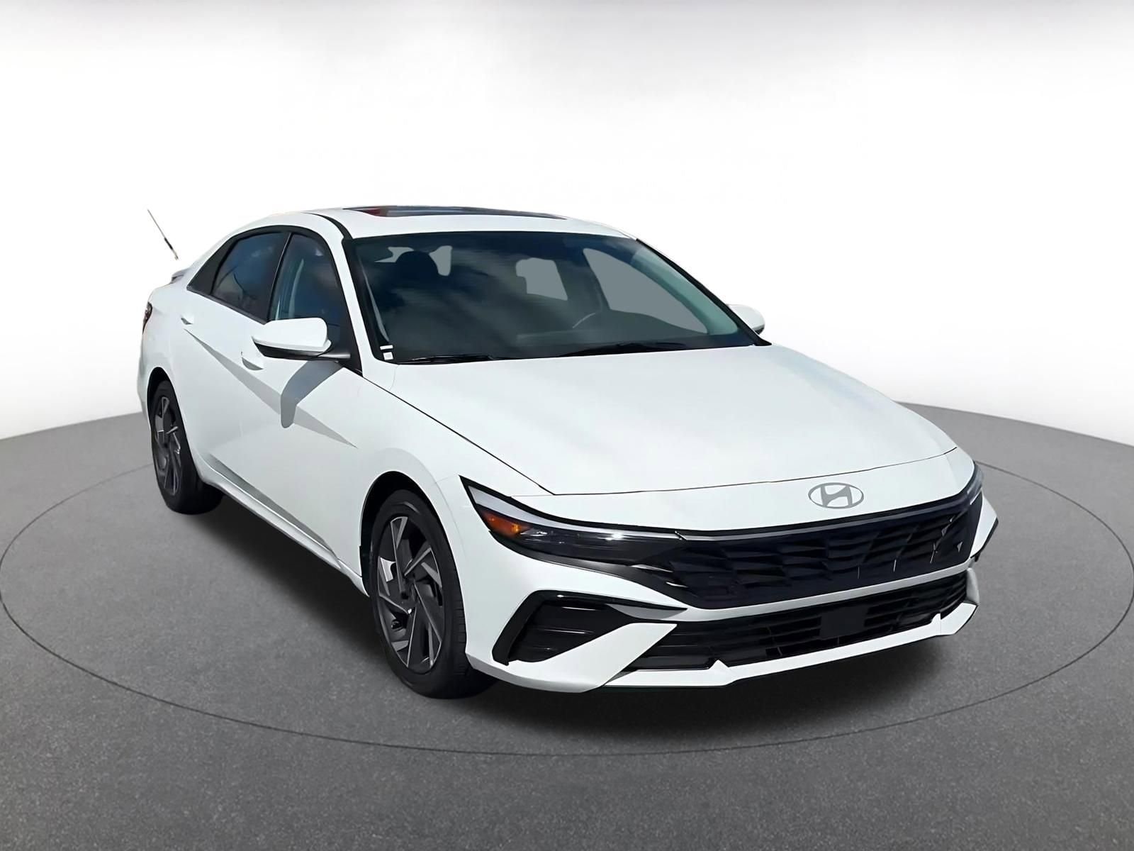 Thumbnail: 2025 Hyundai Elantra - 3