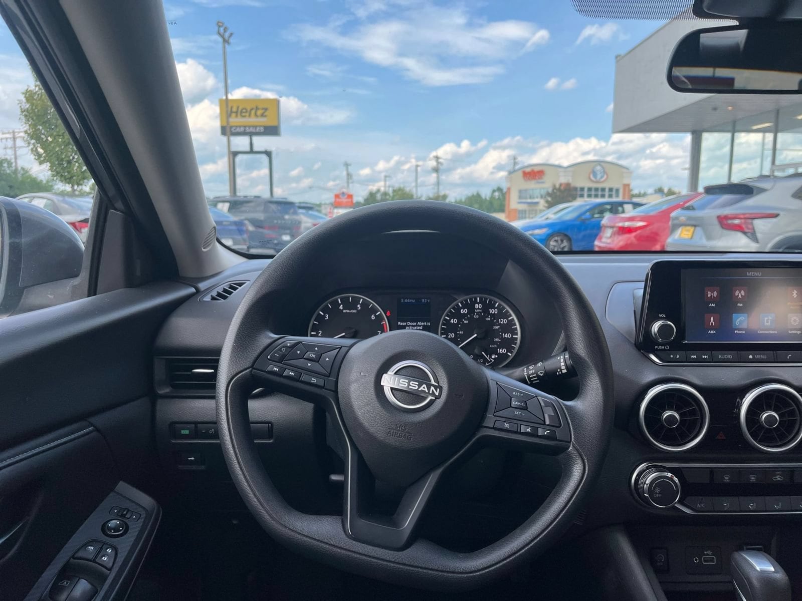 Thumbnail: 2025 Nissan Sentra - 31