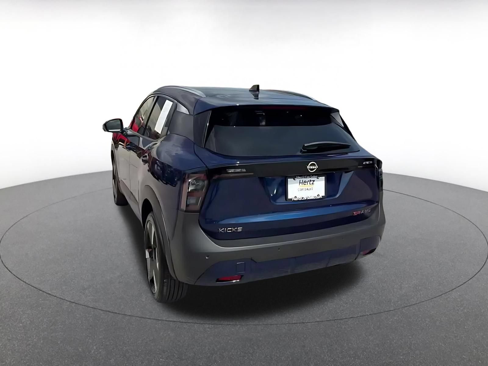 Thumbnail: 2026 Nissan Kicks - 10