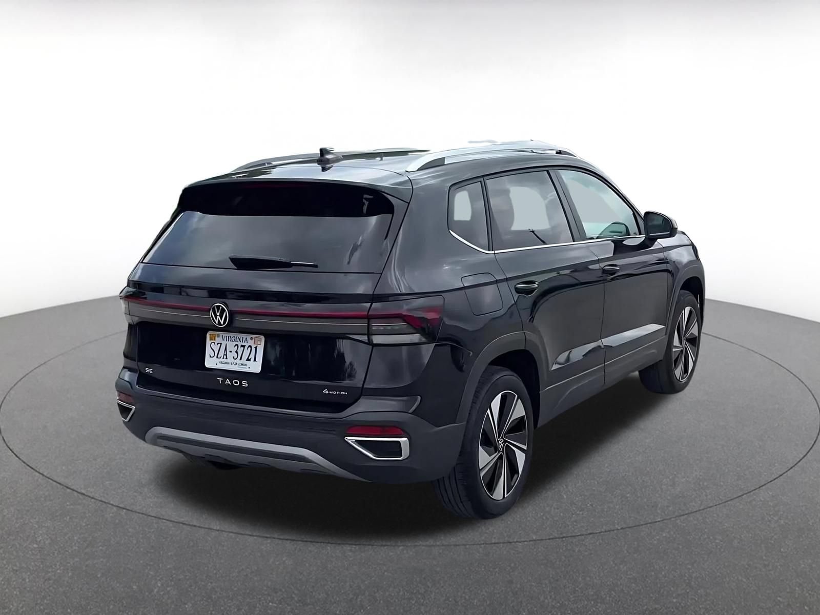 Thumbnail: 2026 Volkswagen Taos - 14