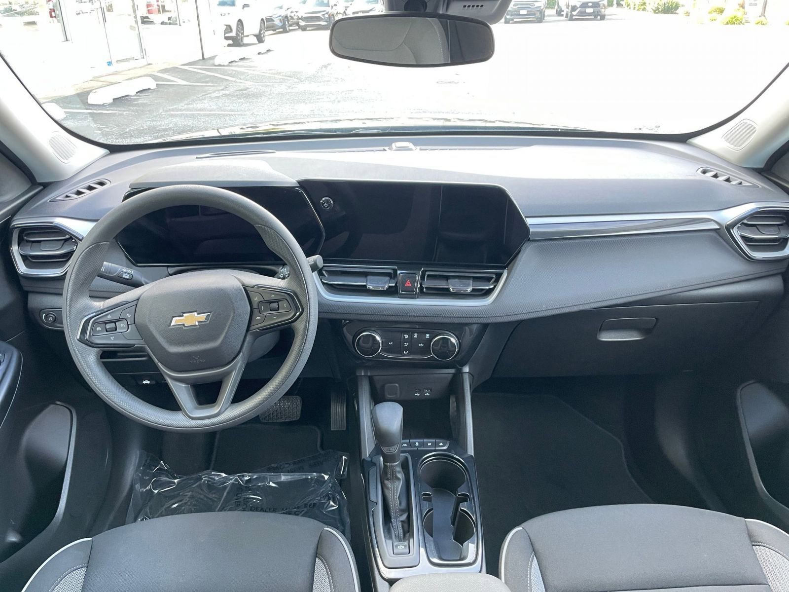 Thumbnail: 2025 Chevrolet TrailBlazer - 31